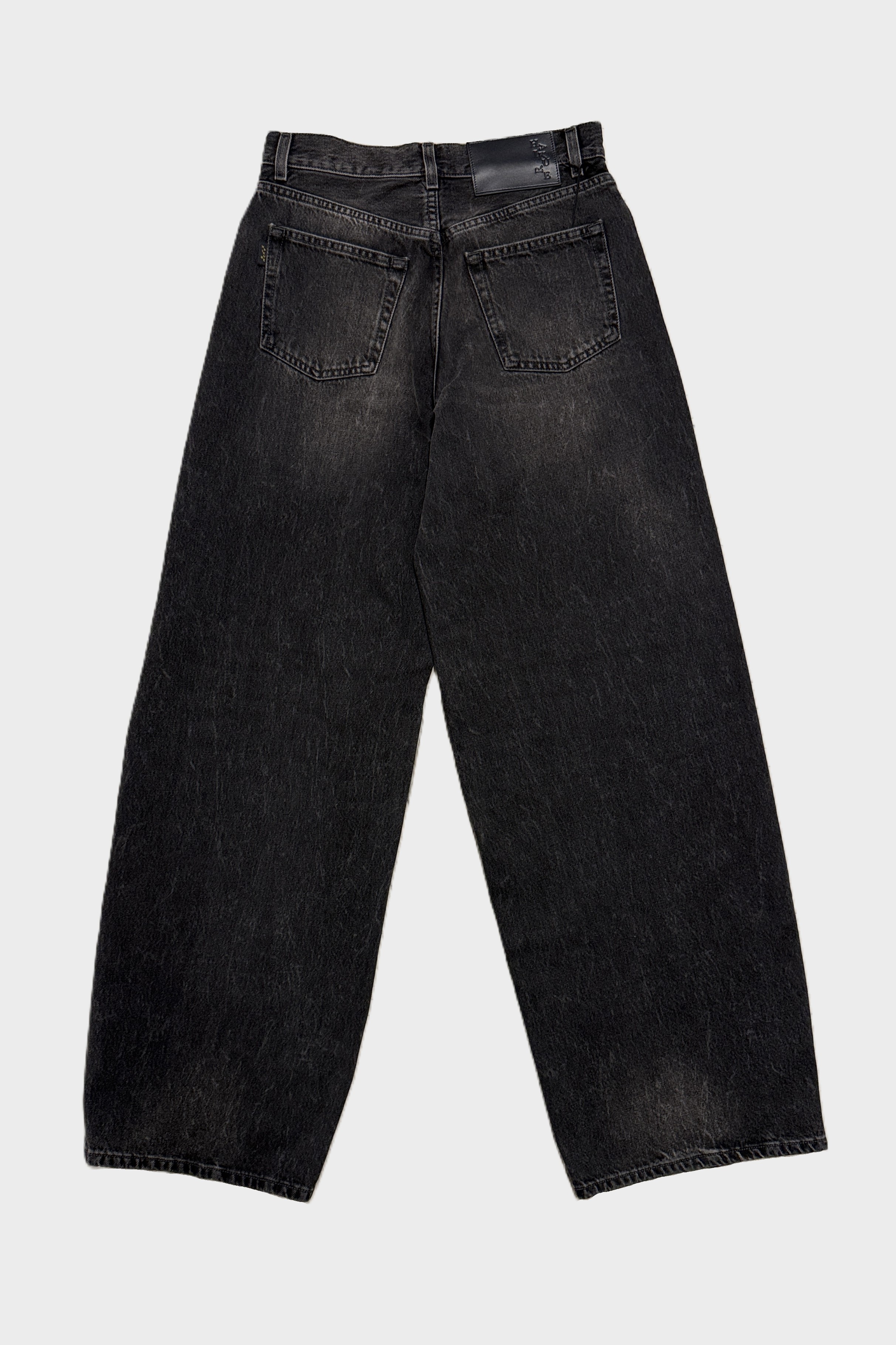HAIKURE Bethany Jeans in Authentic Black Wash