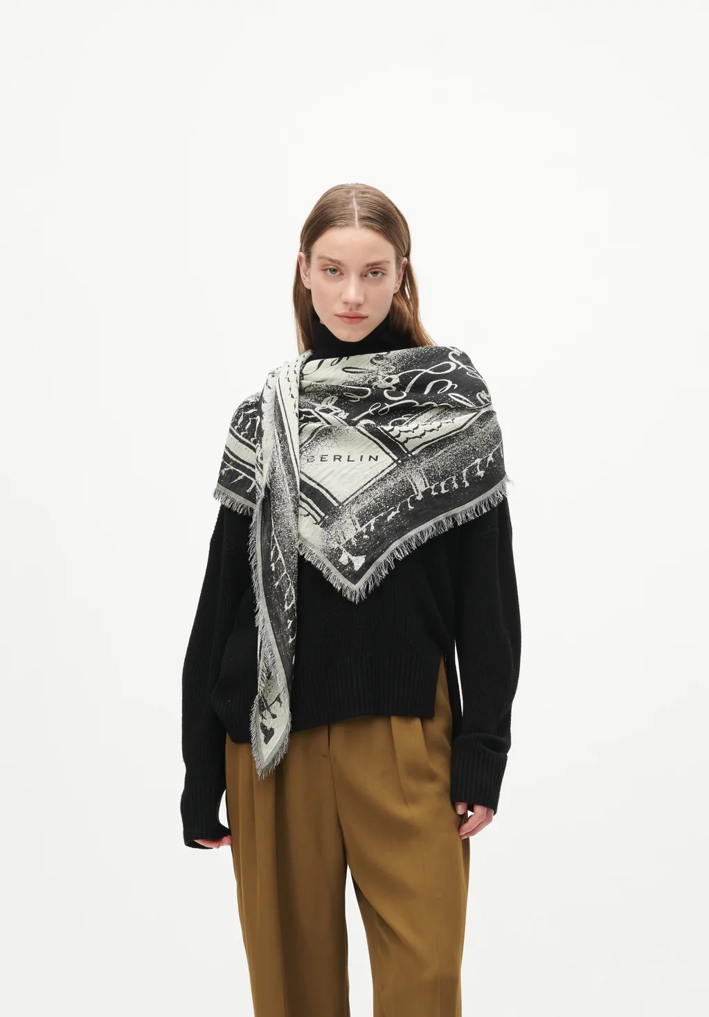 Lala Berlin Triangle Scarf Amalin Black/White