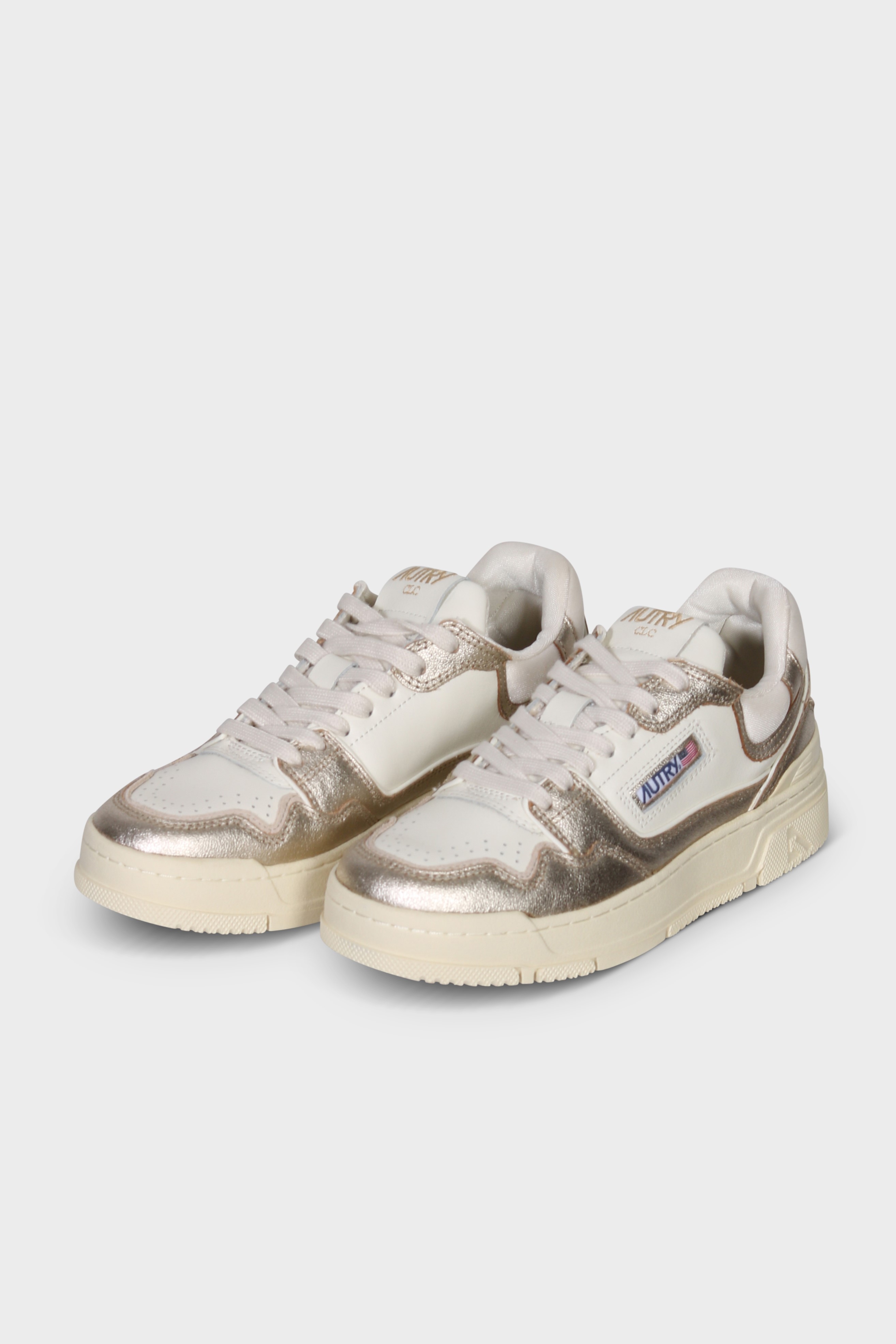 AUTRY ACTION SHOES Clc Low Sneaker in White/Platinum 41