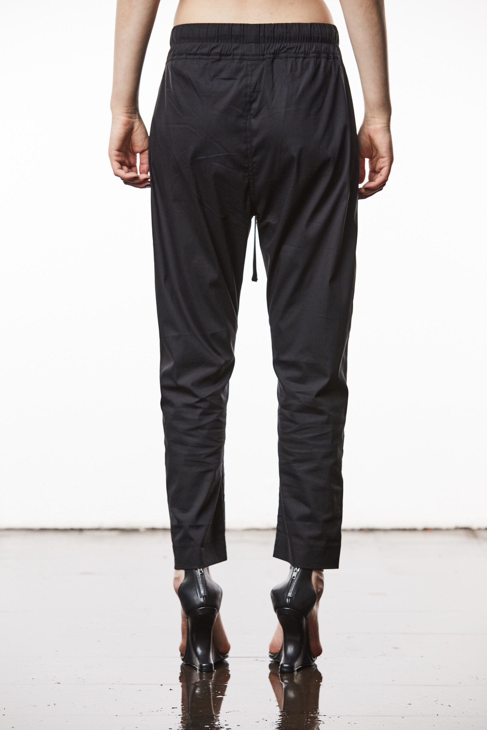 THOM KROM Drawstring Cottonstretch Pant in Black THOM KROM Drawstring Cottonstretch Pant in Black