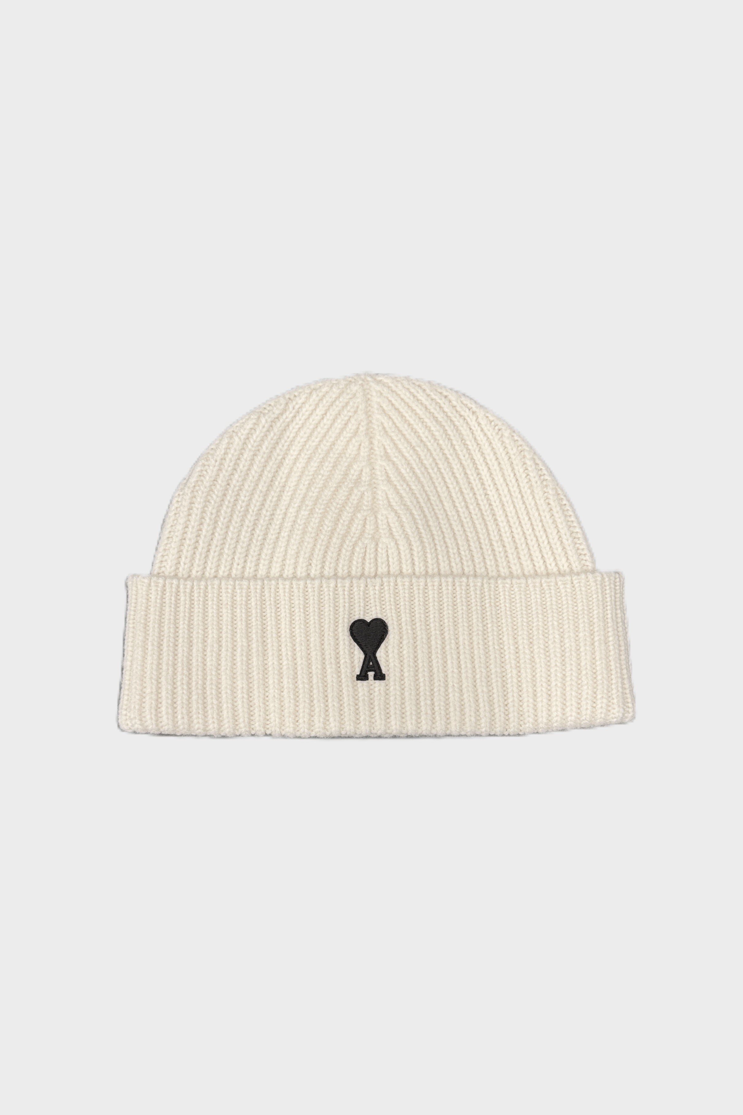 AMI PARIS de Coeur Beanie in Off White/Black