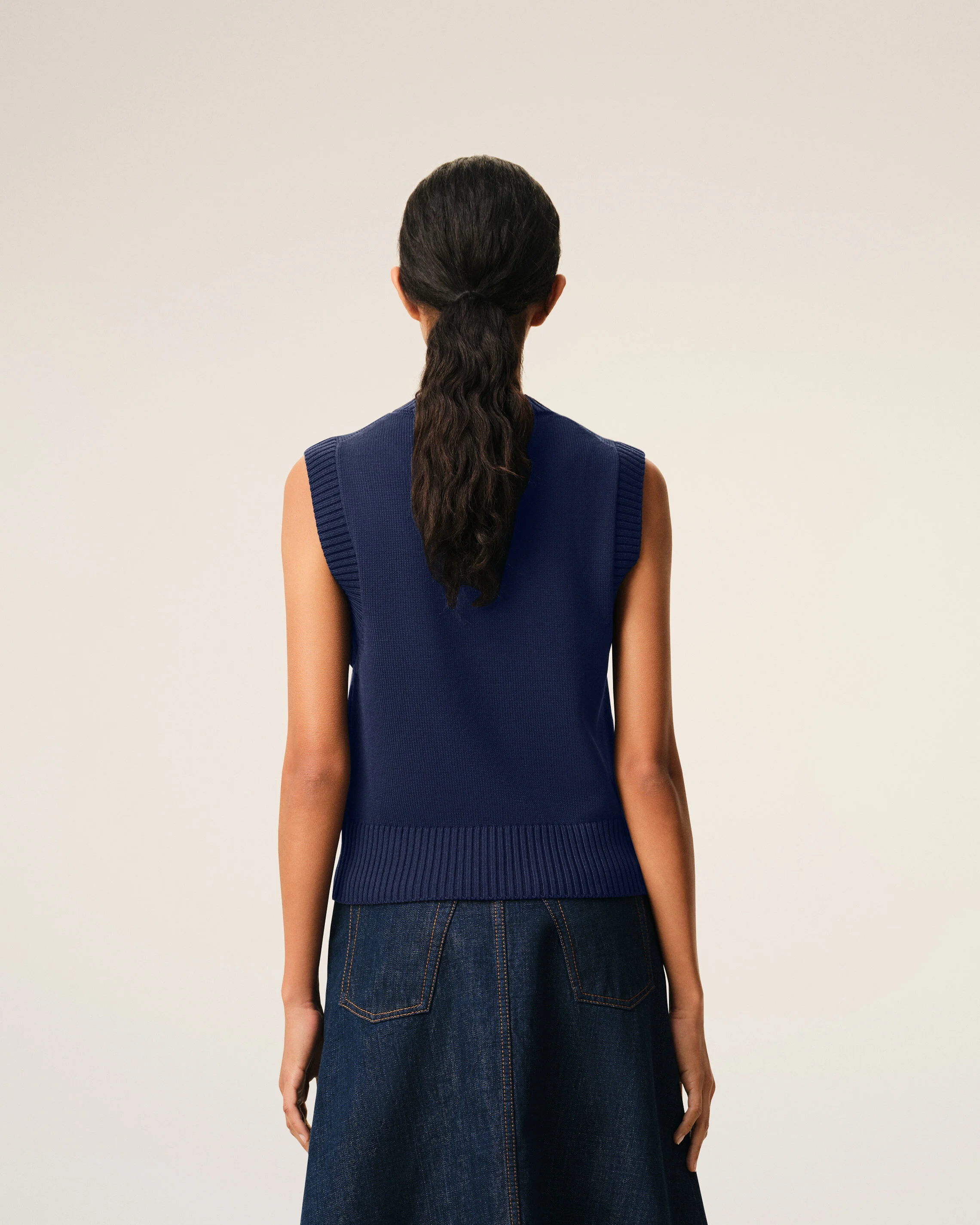 AMI PARIS de Coeur Wool/Cotton Knit Vest in Navy