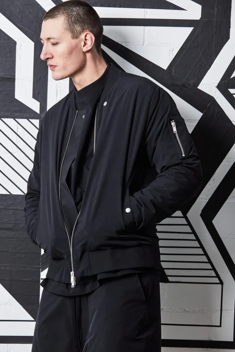 THOM KROM Padded Bomberjacket in Black XL