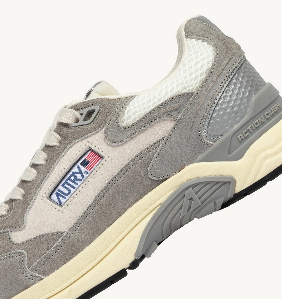 AUTRY ACTION SHOES Hyperway in Suede/Mesh/White/Lead Grey