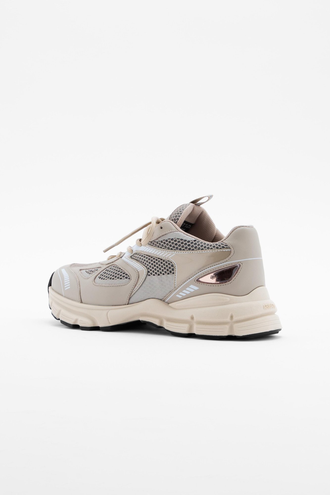 AXEL ARIGATO Marathon Runner in Beige/Silver