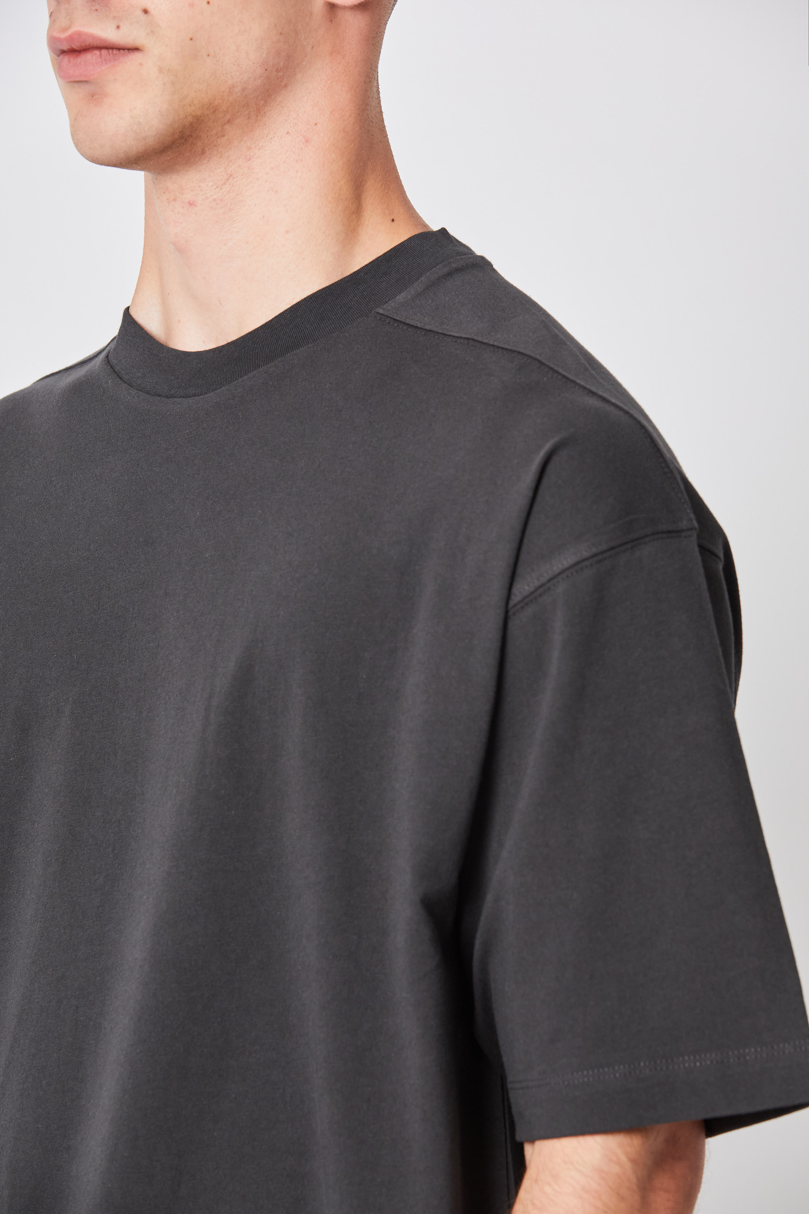 Thom Krom Oversize T-Shirt in Graphite