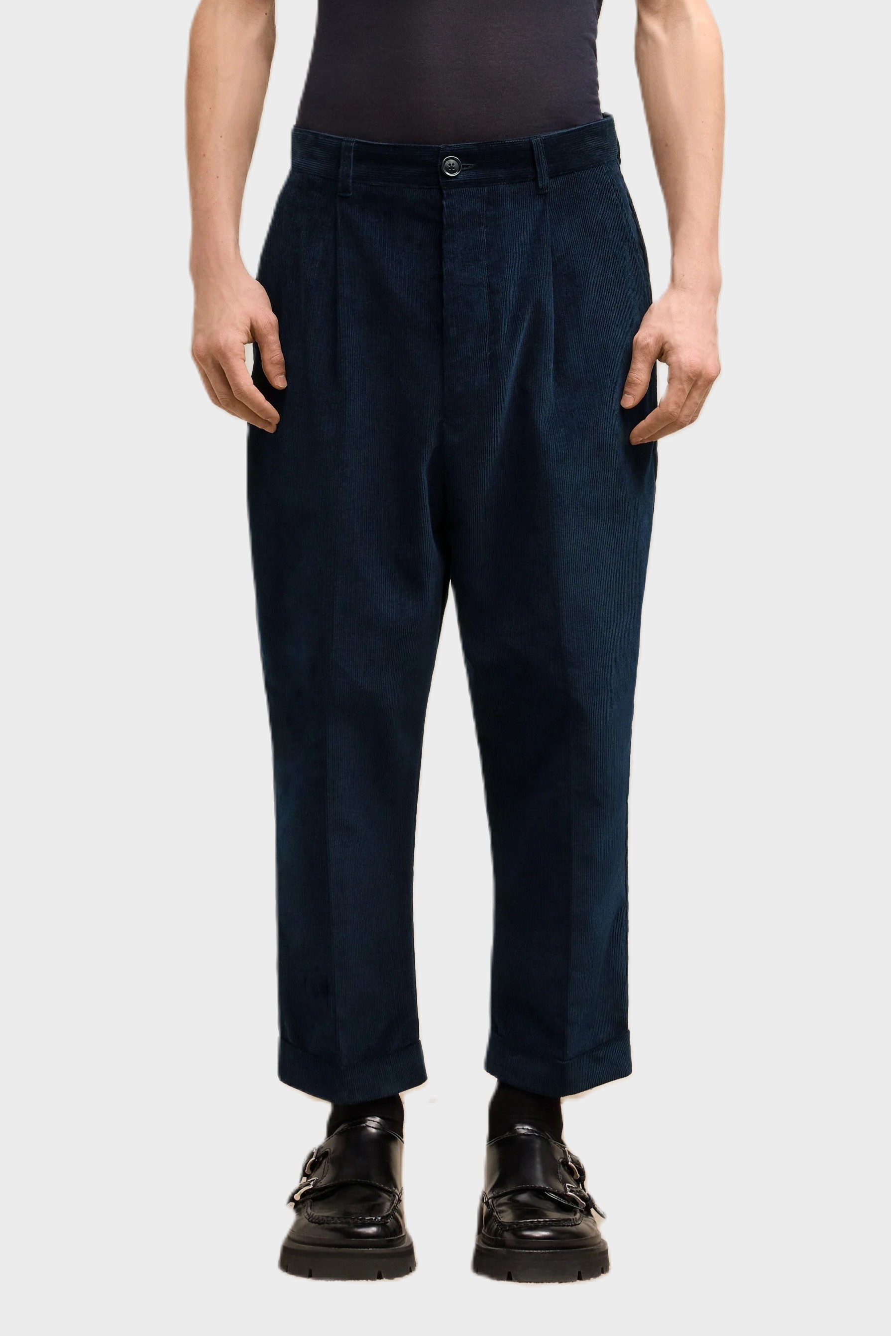 AMI PARIS Corduroy Carrot Oversized Trouser in Navy Blue XXL