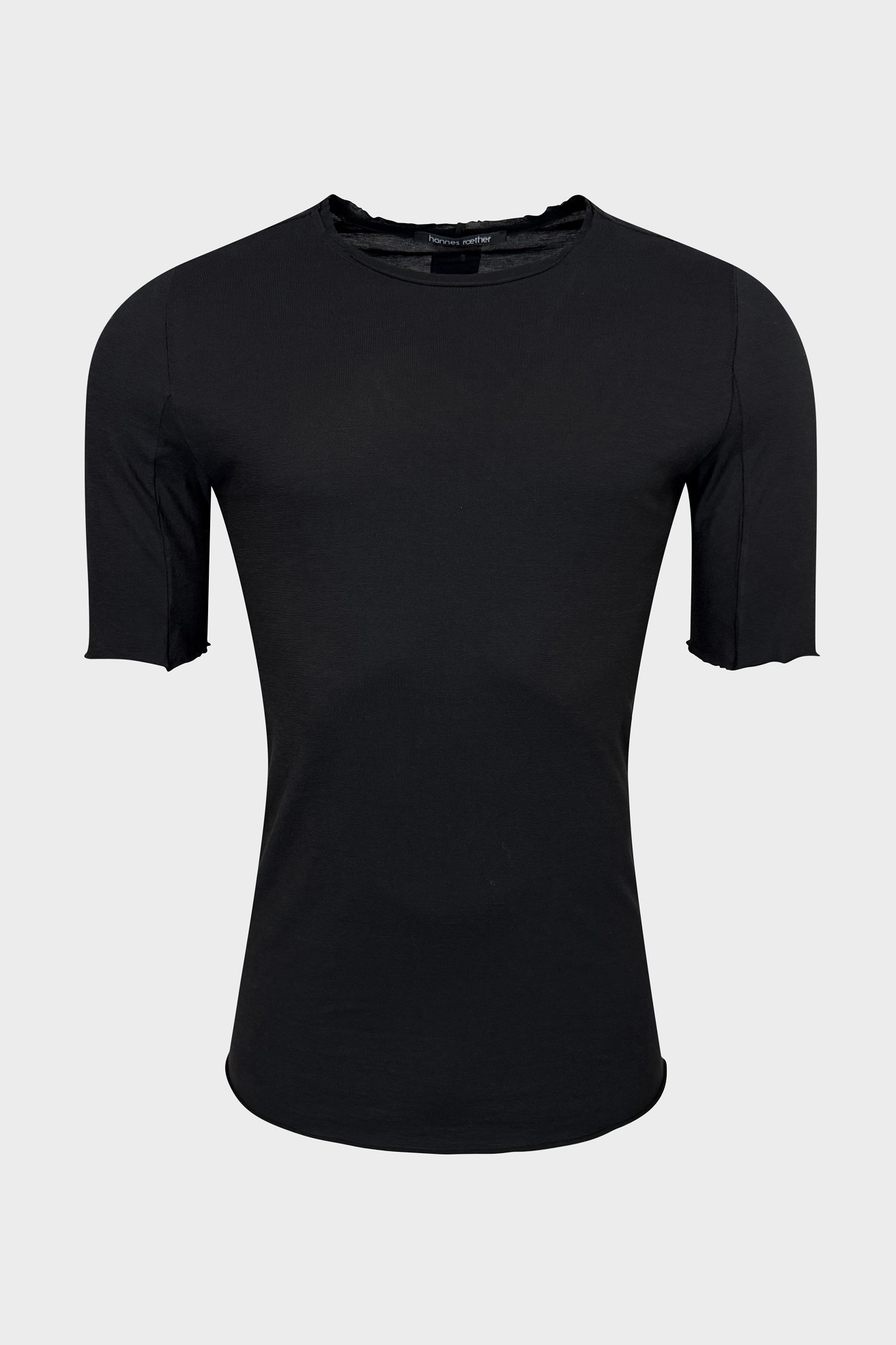 HANNES ROETHER T-Shirt in Black