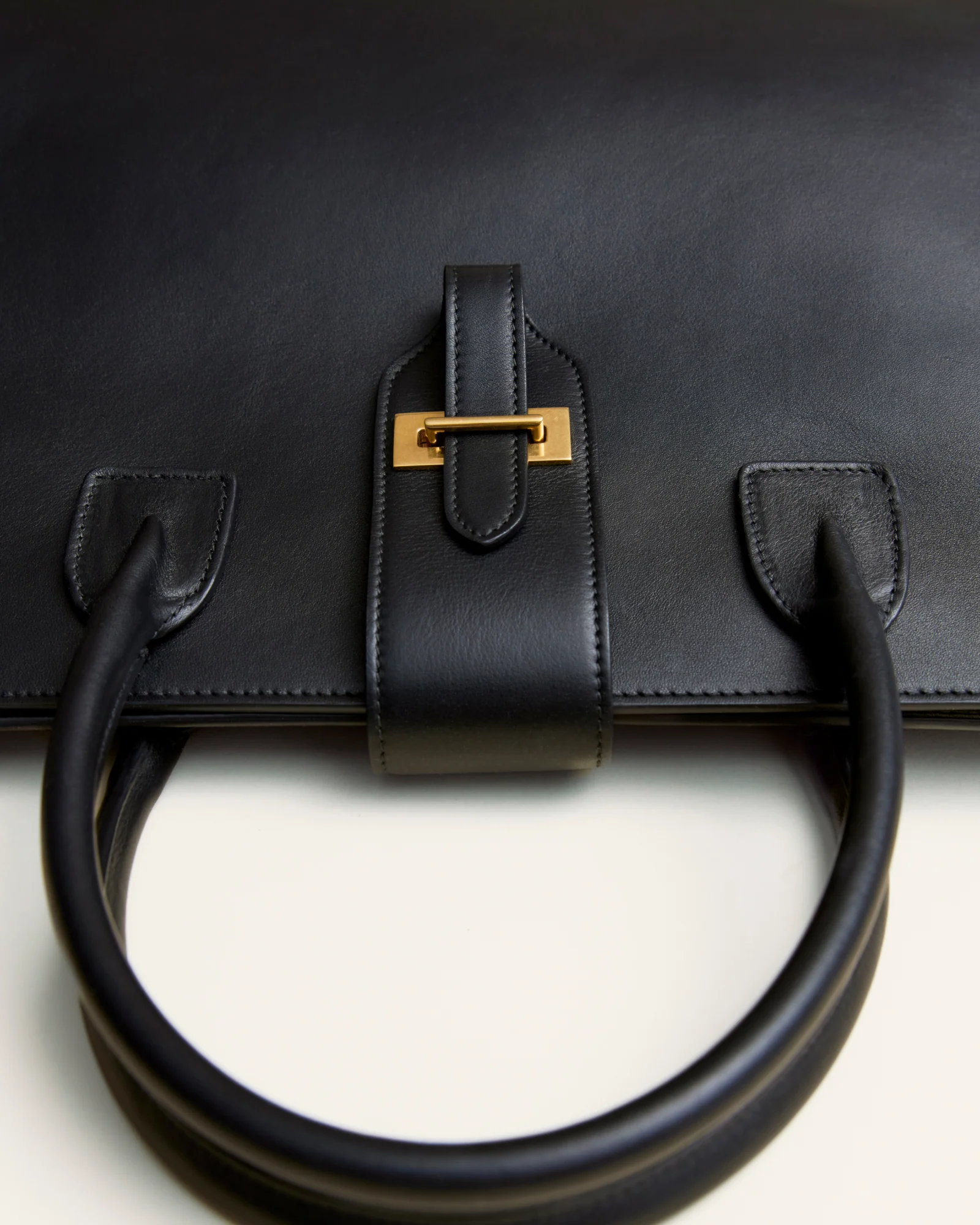 NILI LOTAN Lou Bag in Black Leather