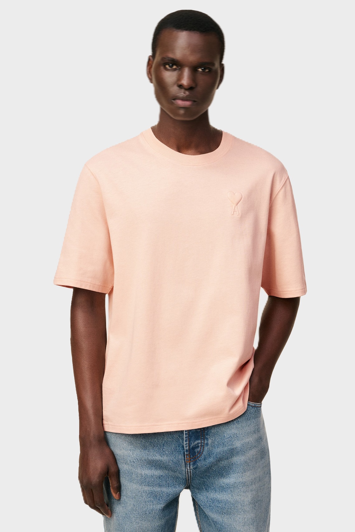AMI PARIS de Coeur Embossed T-Shirt in Powder