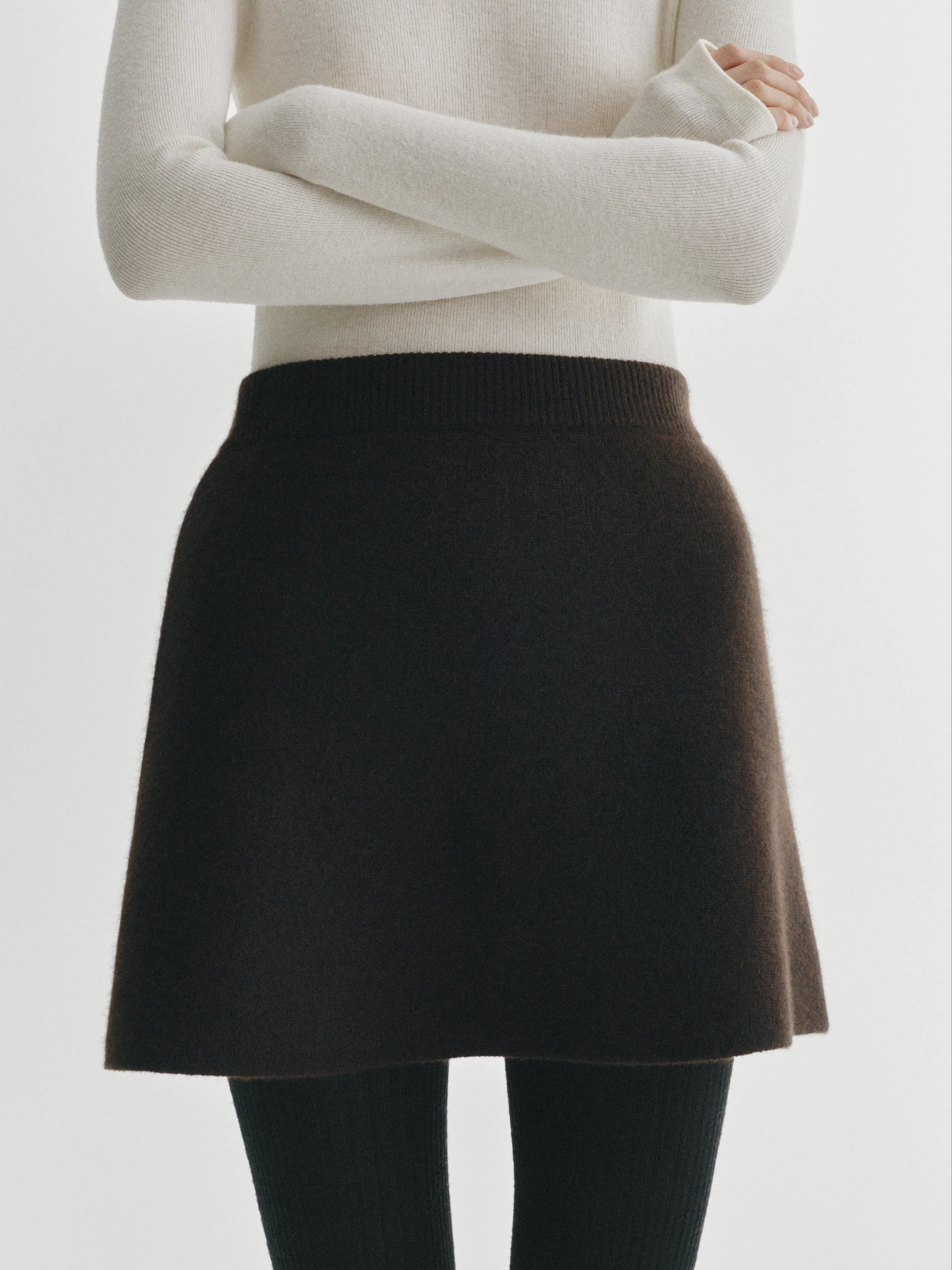 LISA YANG Clare Cashmere Mini Skirt in Dark Oak