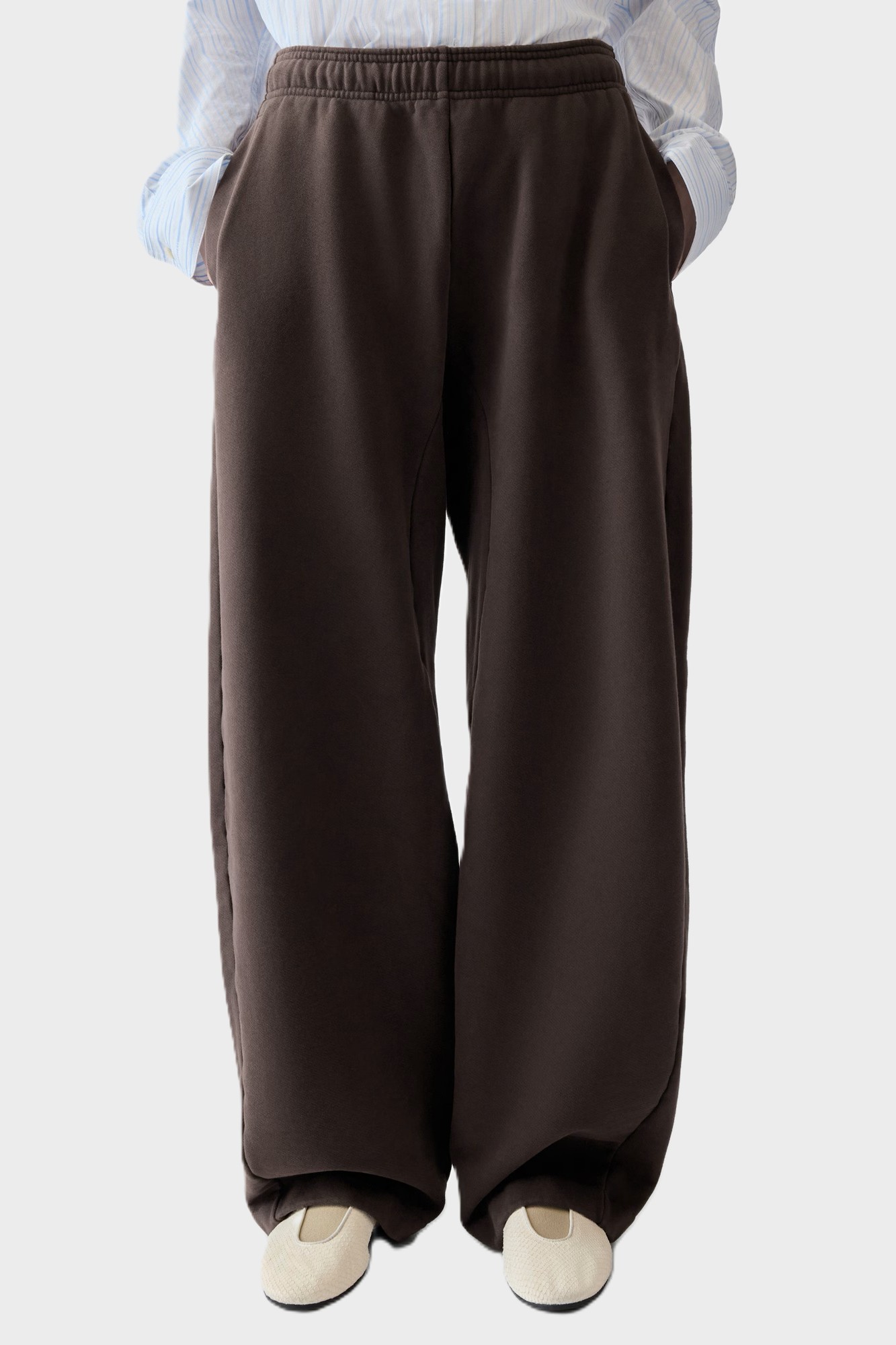 JACQUEMUS Corso Sweatpant in Brown M