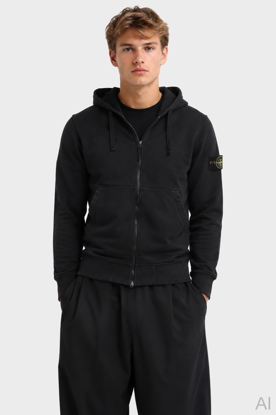 STONE ISLAND Zip Hoodie in Black