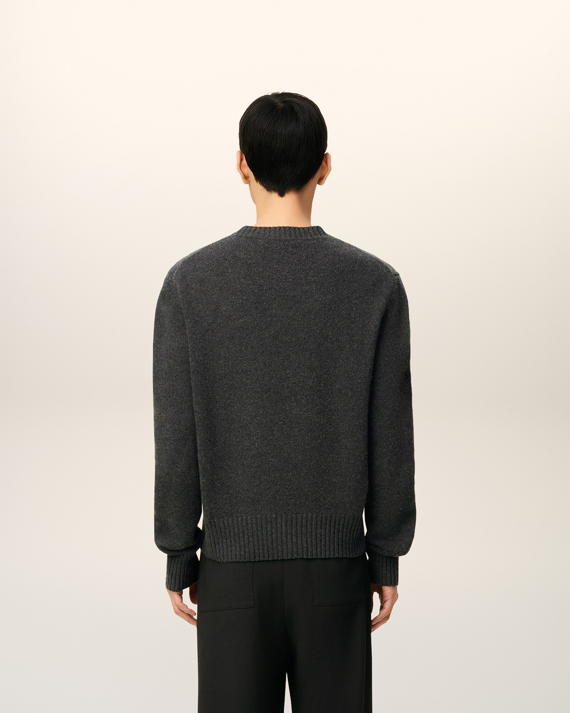 AMI PARIS de Coeur Cashmere Knit Pullover in Anthracite L