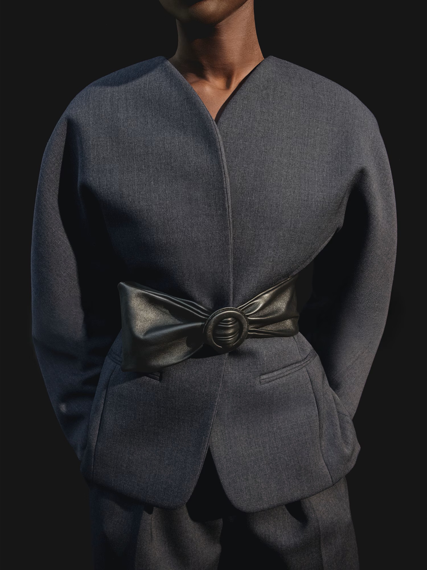 JACQUEMUS Ovalo Blazer in Dark Grey