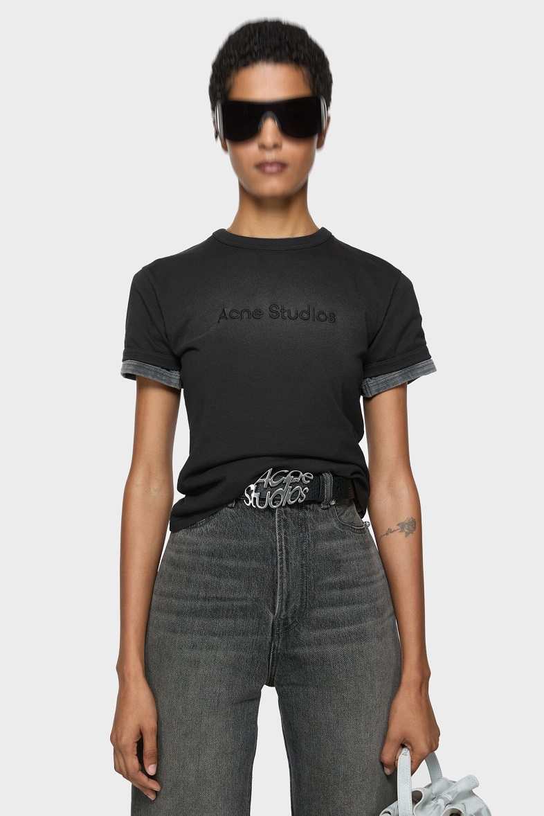 ACNE STUDIOS Embossed Logo T-Shirt in Faded Black ACNE STUDIOS Embossed Logo T-Shirt in Faded Black