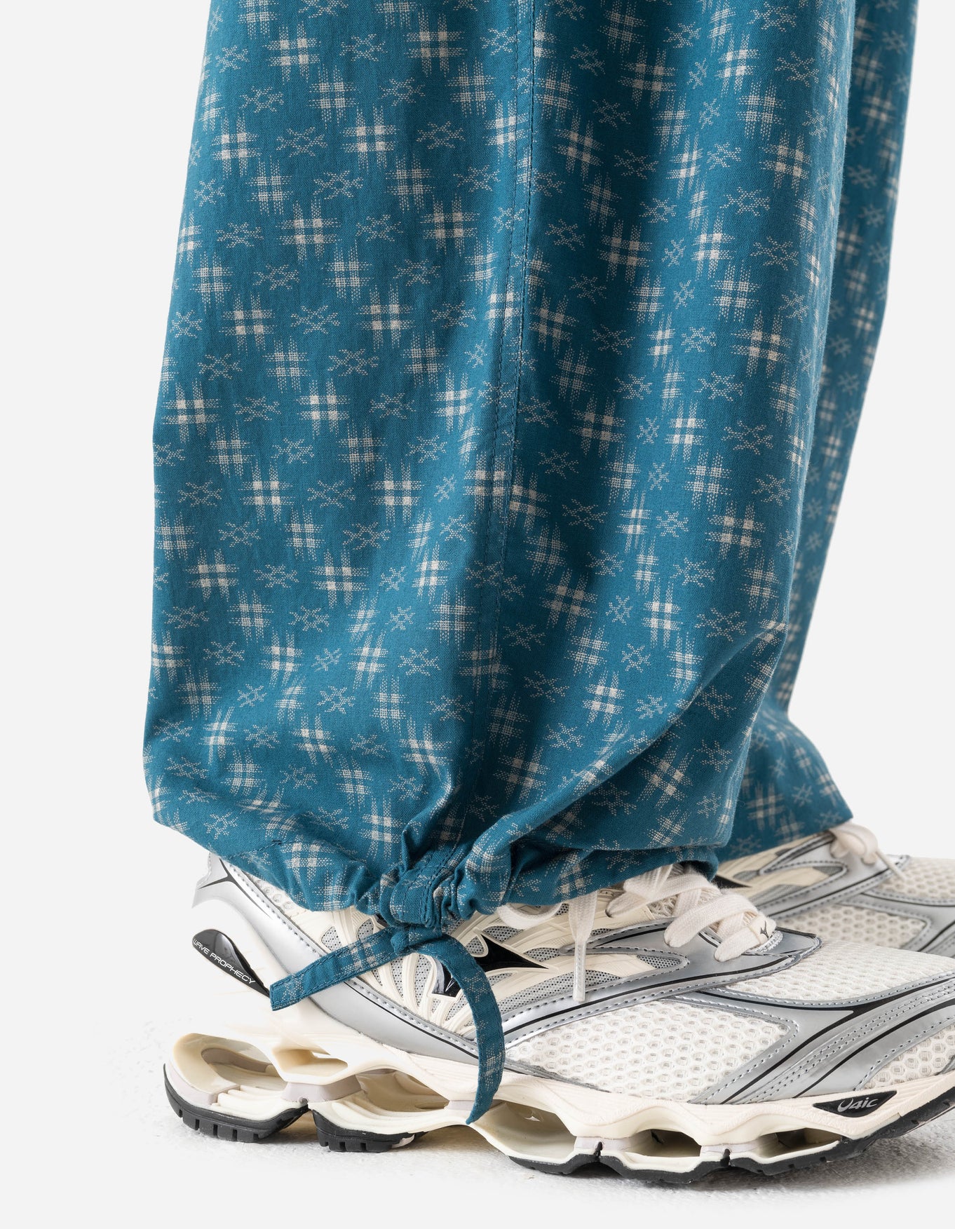 MAHARISHI 7323 Kasuri Loose Track Pant in Blue