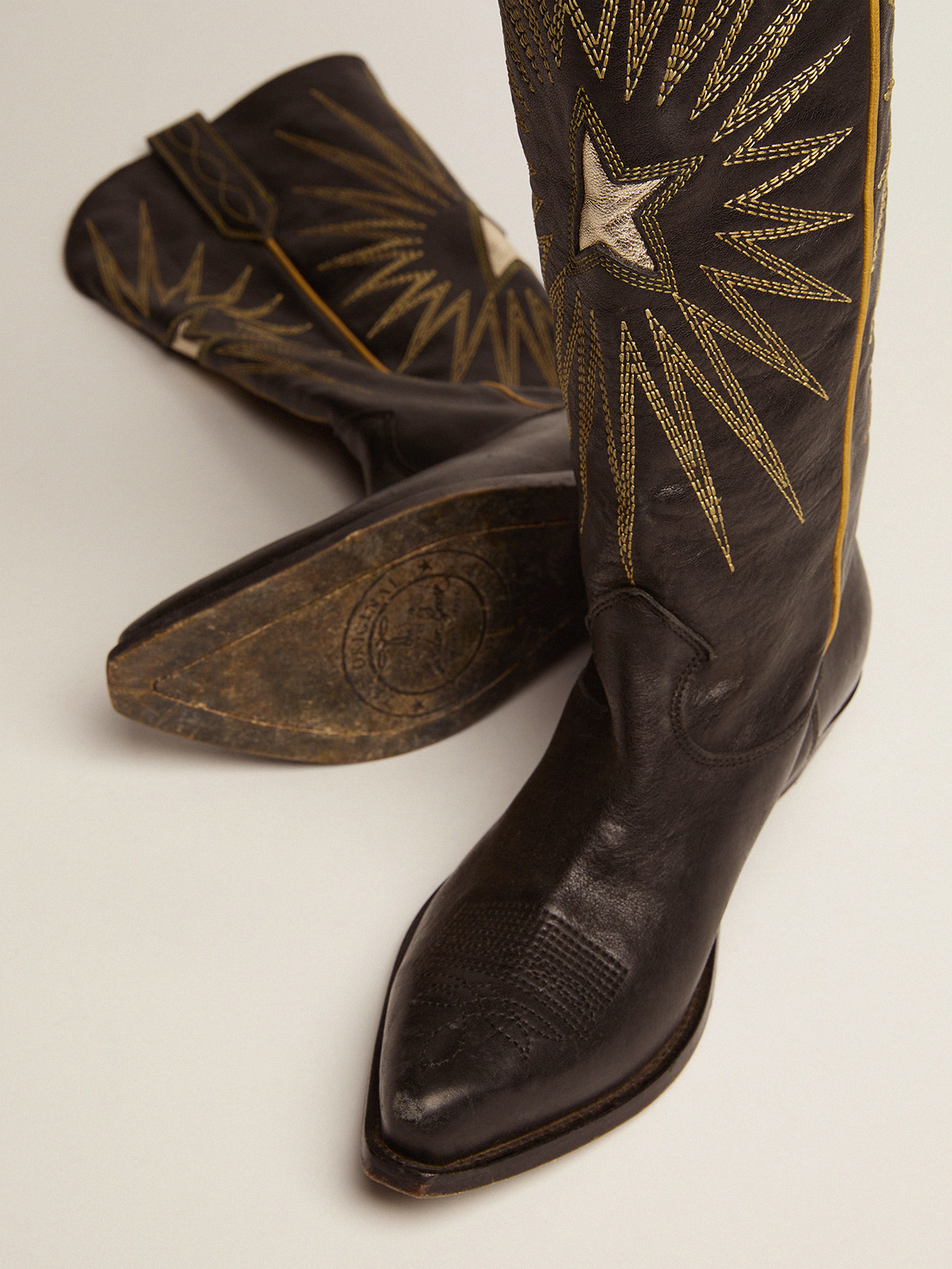 GOLDEN GOOSE Cowboy Boot Wish Star in Black 37