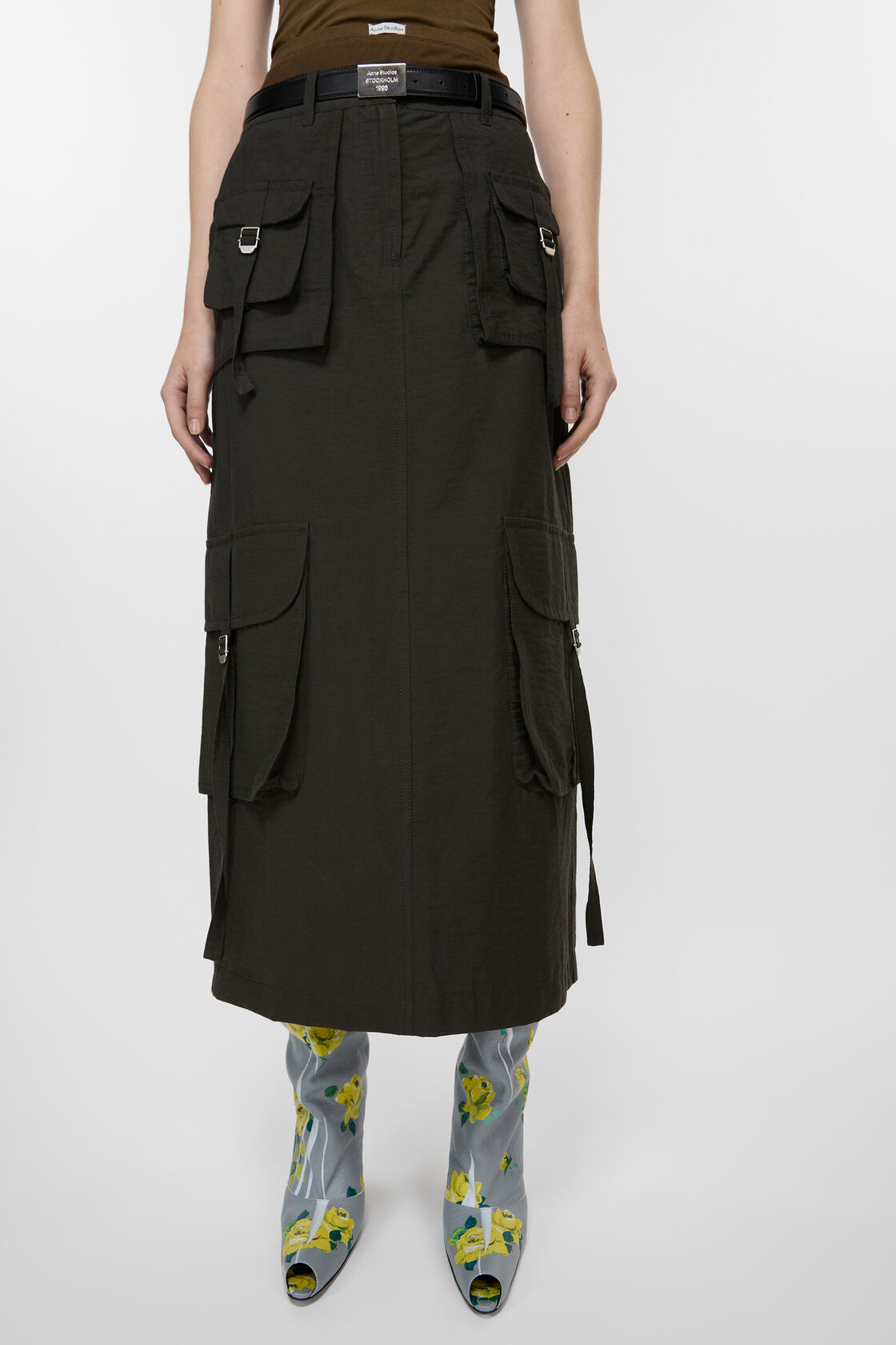 ACNE STUDIOS Cargo Skirt in Dark Grey 38