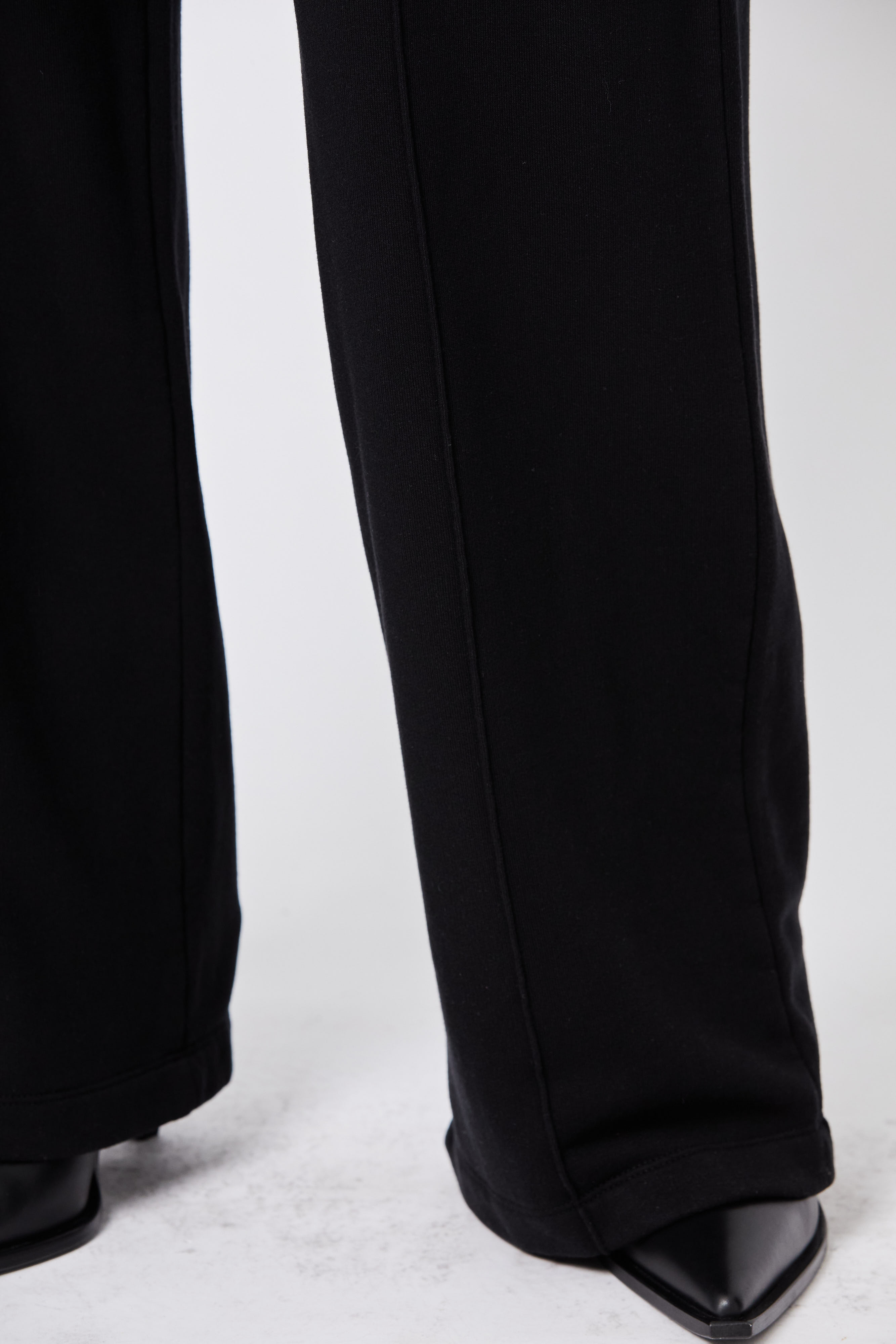 Thom Krom Sweatpant in Black M