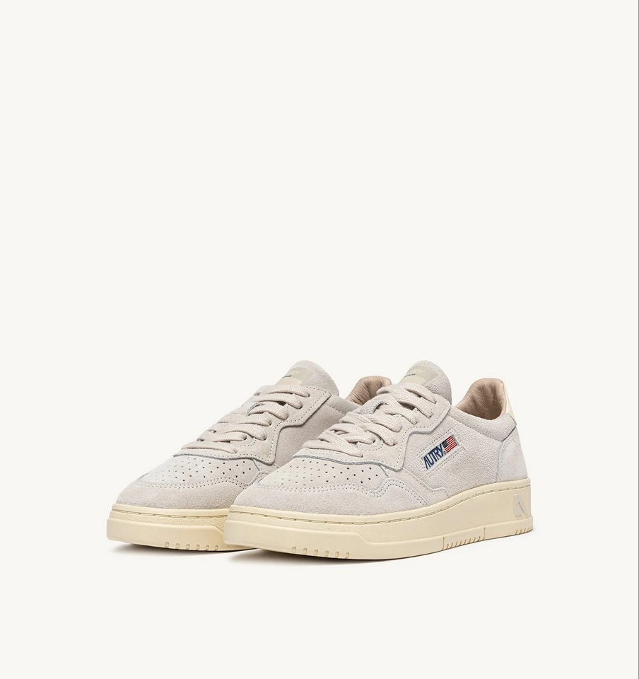 AUTRY ACTION SHOES Medalist Low Sneaker in Marble Suede