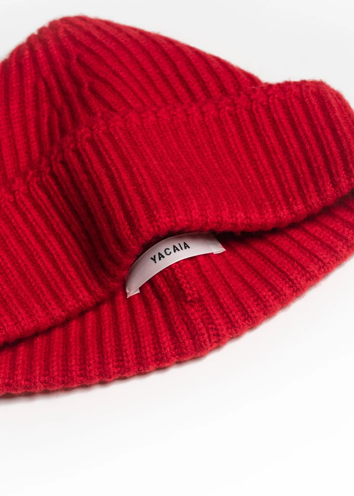 YACAIA Merino/Cashmere Beanie in Red