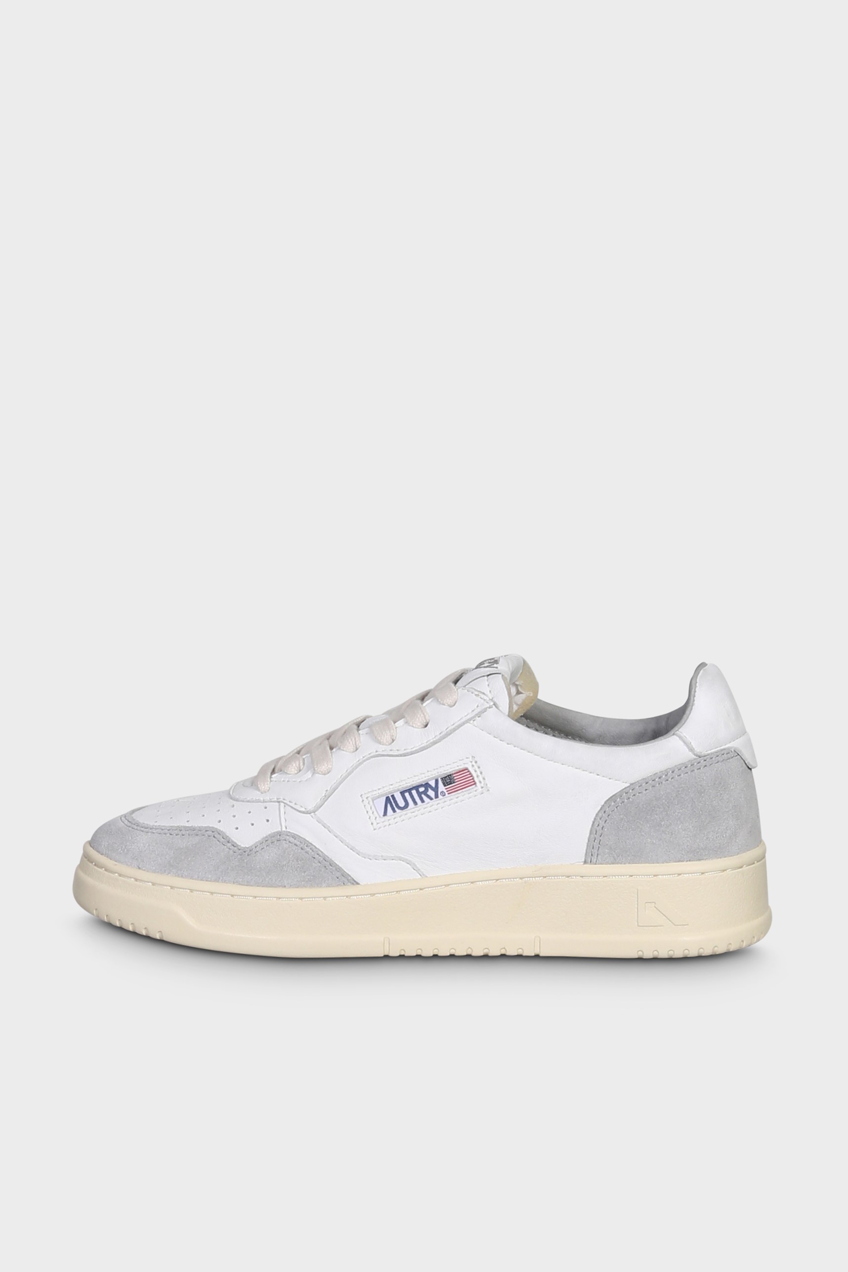 AUTRY ACTION SHOES Medalist Low Sneaker Goat Suede White/Grey AUTRY ACTION SHOES Medalist Low Sneaker Goat Suede White/Grey