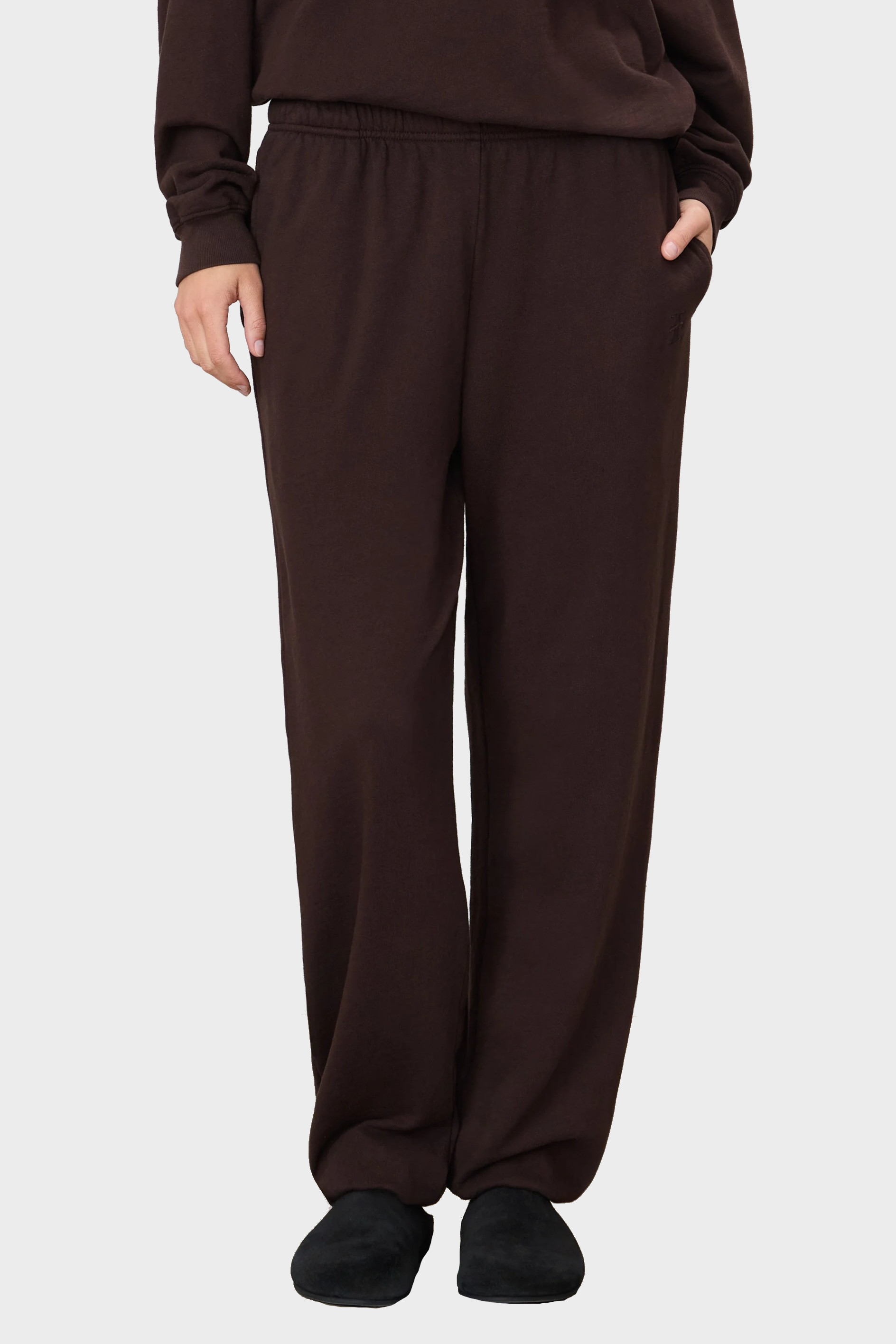 ÉTERNE Boyfriend Pocket Sweatpant in Espresso