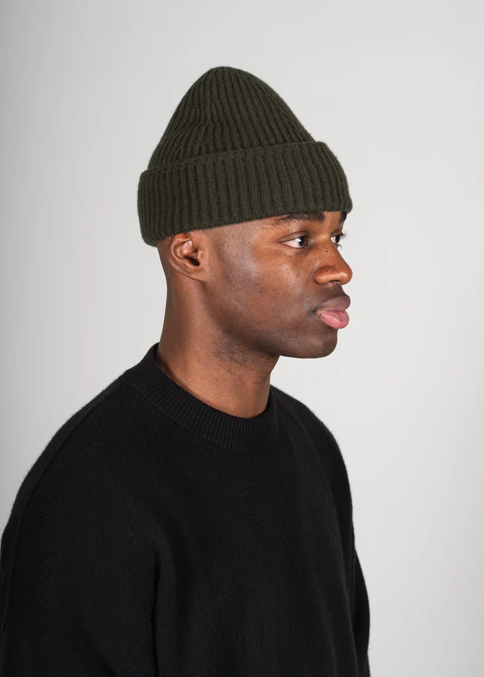YACAIA Merino/Cashmere Beanie in Dark Green