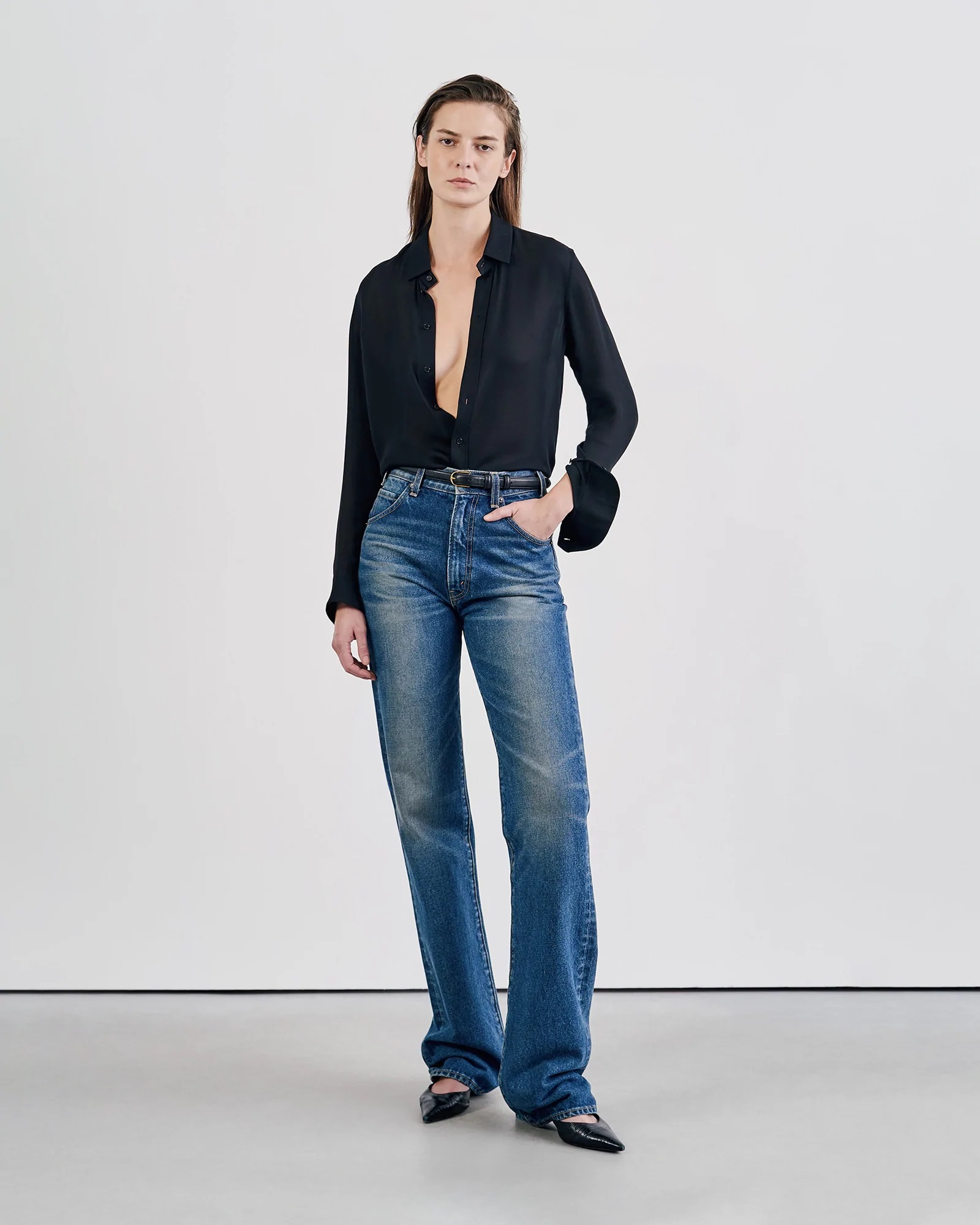 NILI LOTAN Joan Jeans in Simon Wash 27