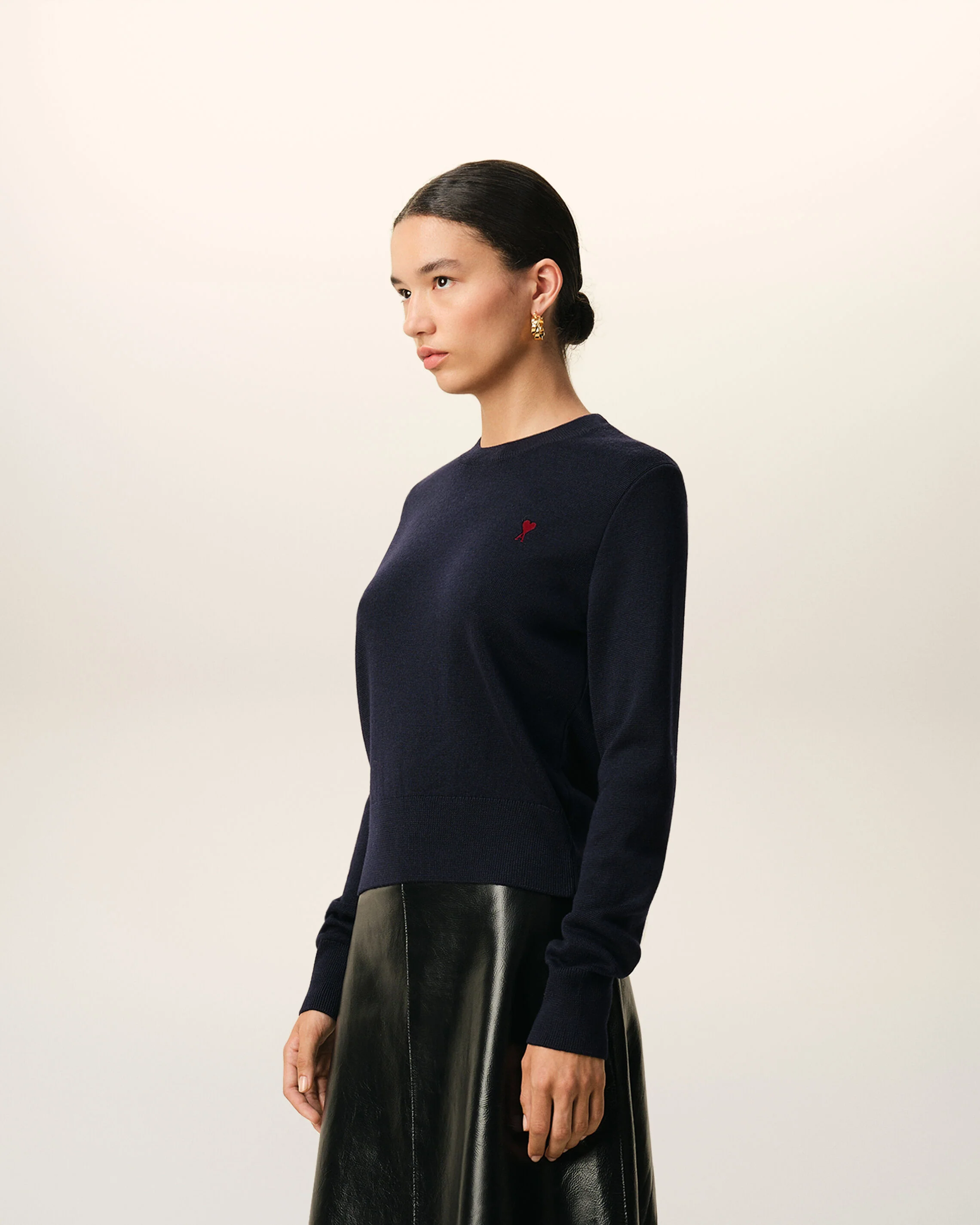 AMI PARIS de Coeur Knit Pullover in Navy/Red