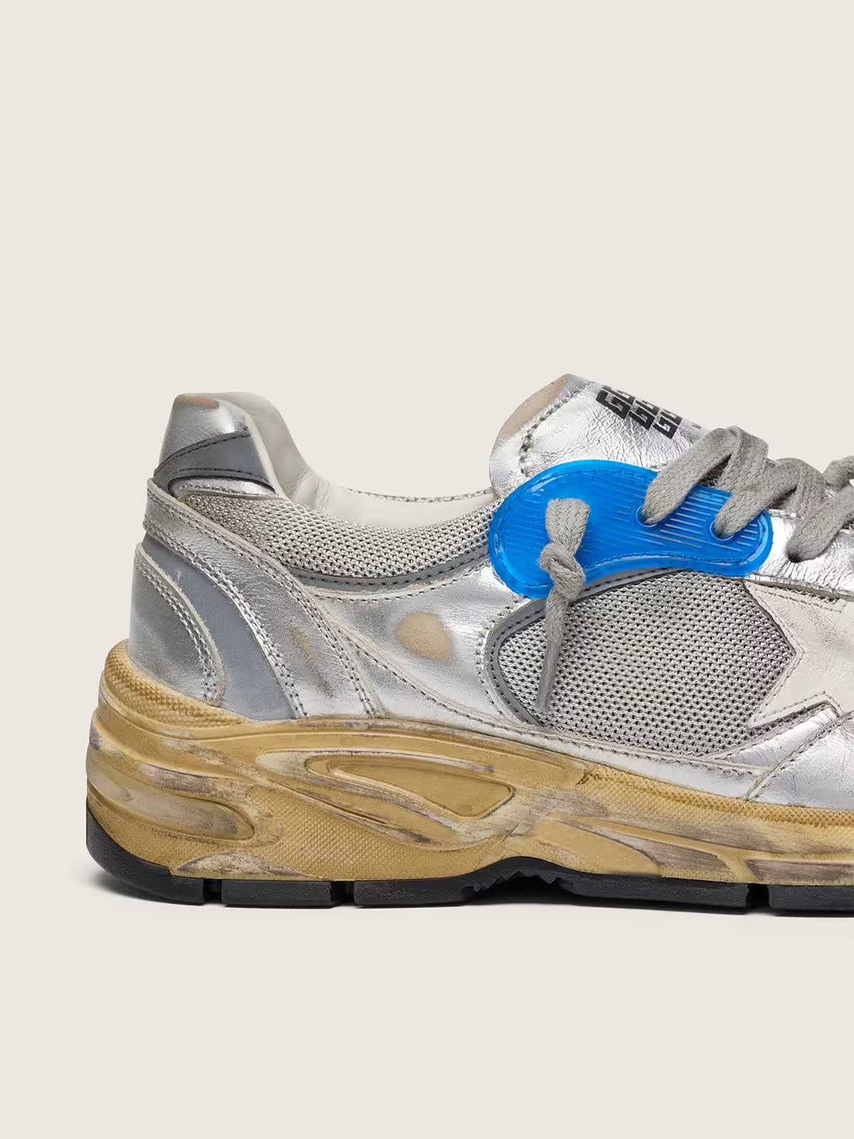 GOLDEN GOOSE Running Dad Star in Silver