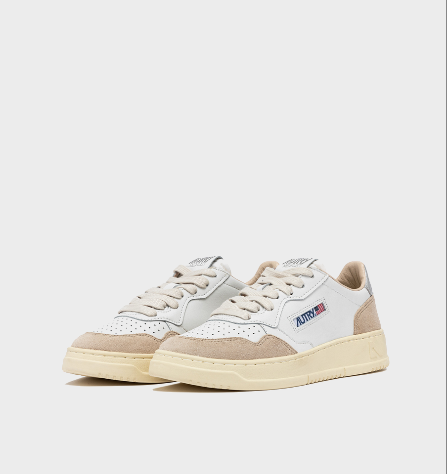 AUTRY ACTION SHOES Medalist Low Sneaker Suede White/Silver