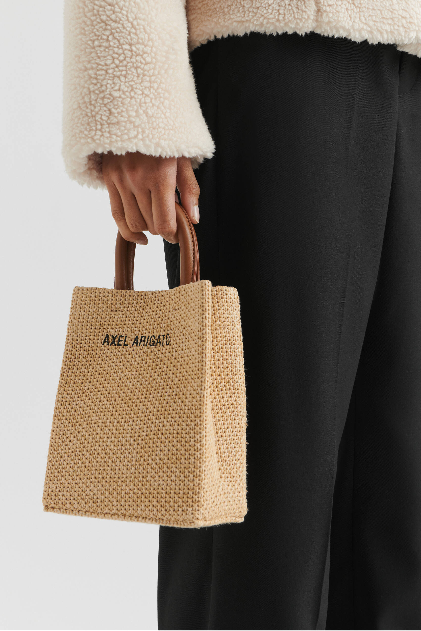 AXEL ARIGATO Shopping Bag MIni in Natural Jute