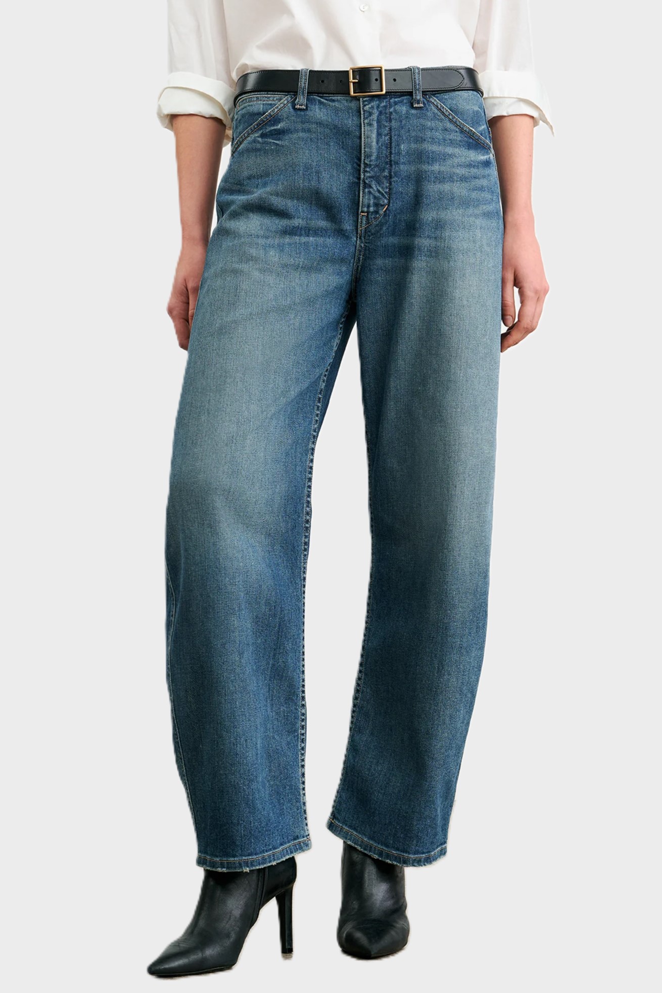 NILI LOTAN Wide Leg Cropped Jeans in Classic Wash