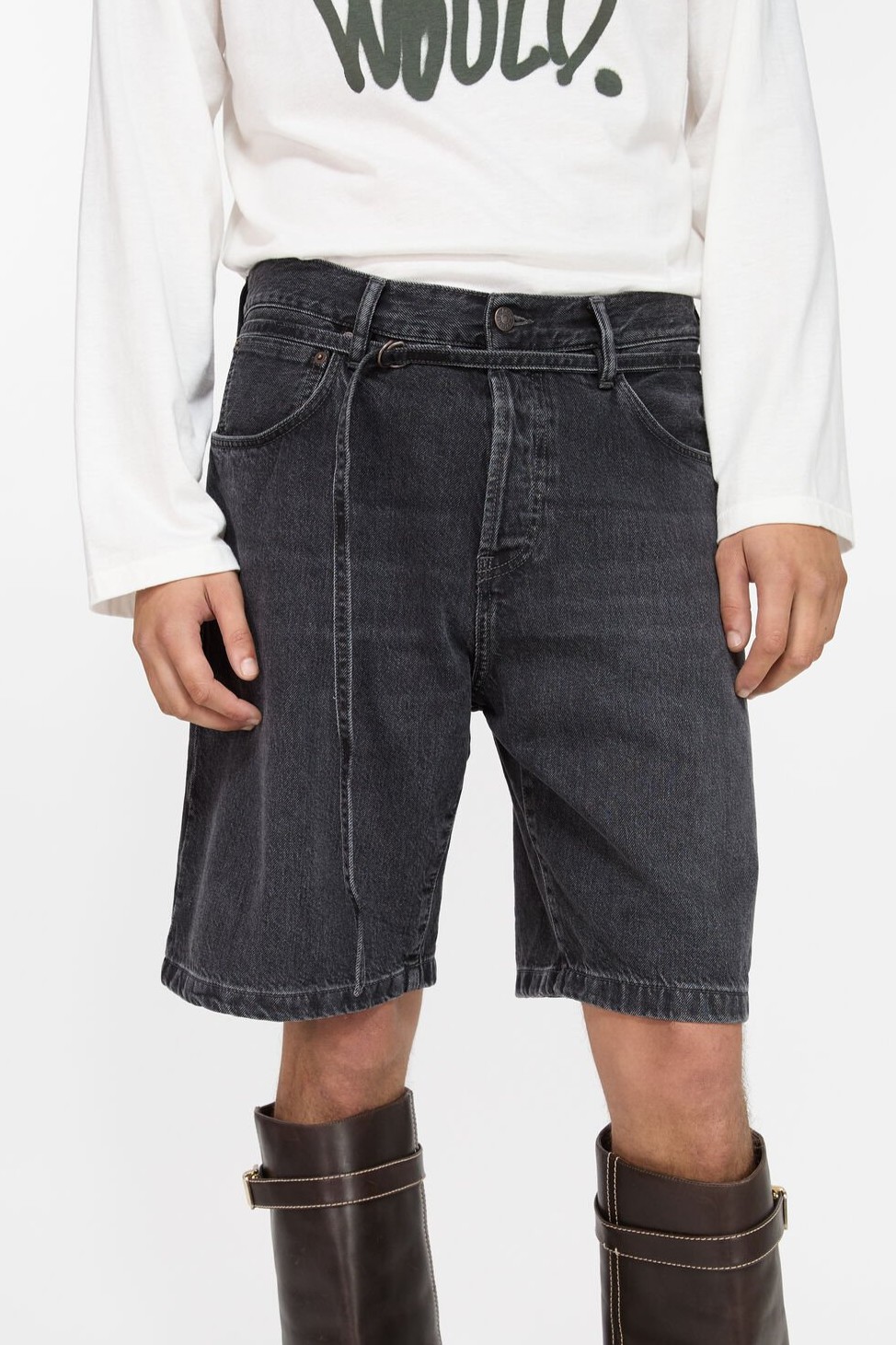ACNE STUDIOS 1991 Toj Jeans Shorts in Washed Black