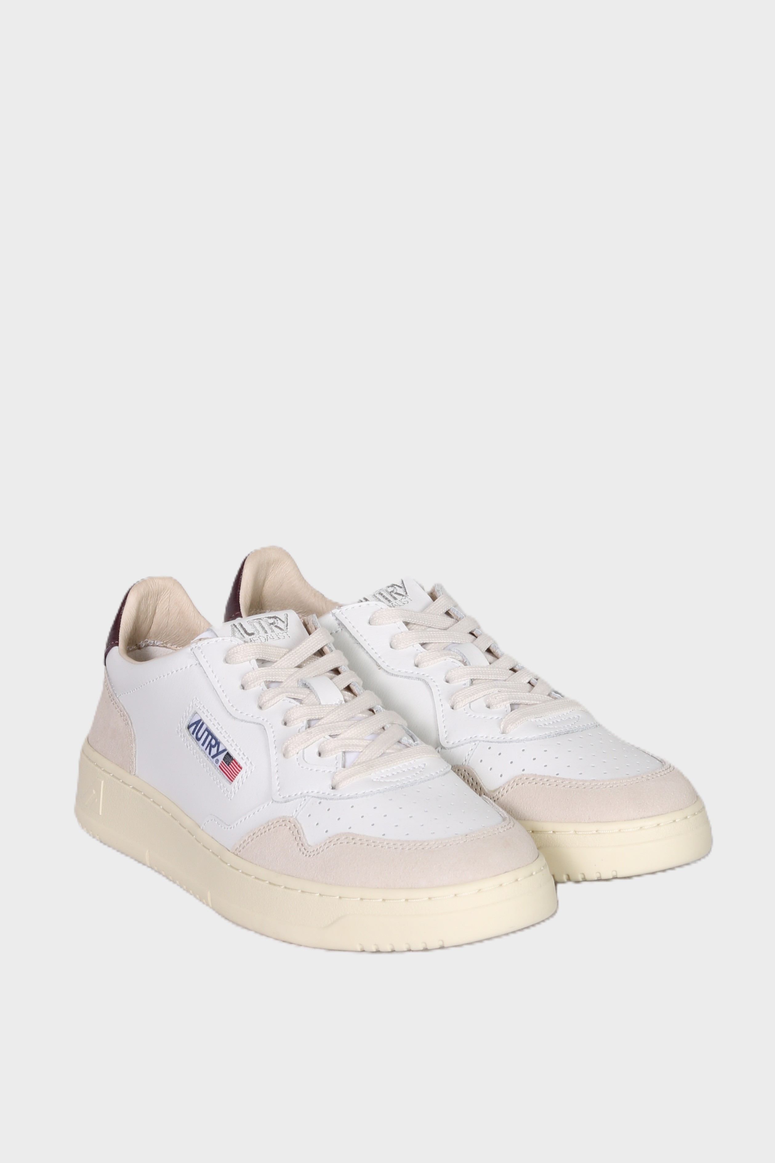 AUTRY ACTION SHOES Medalist Low Sneaker Suede White/Fig
