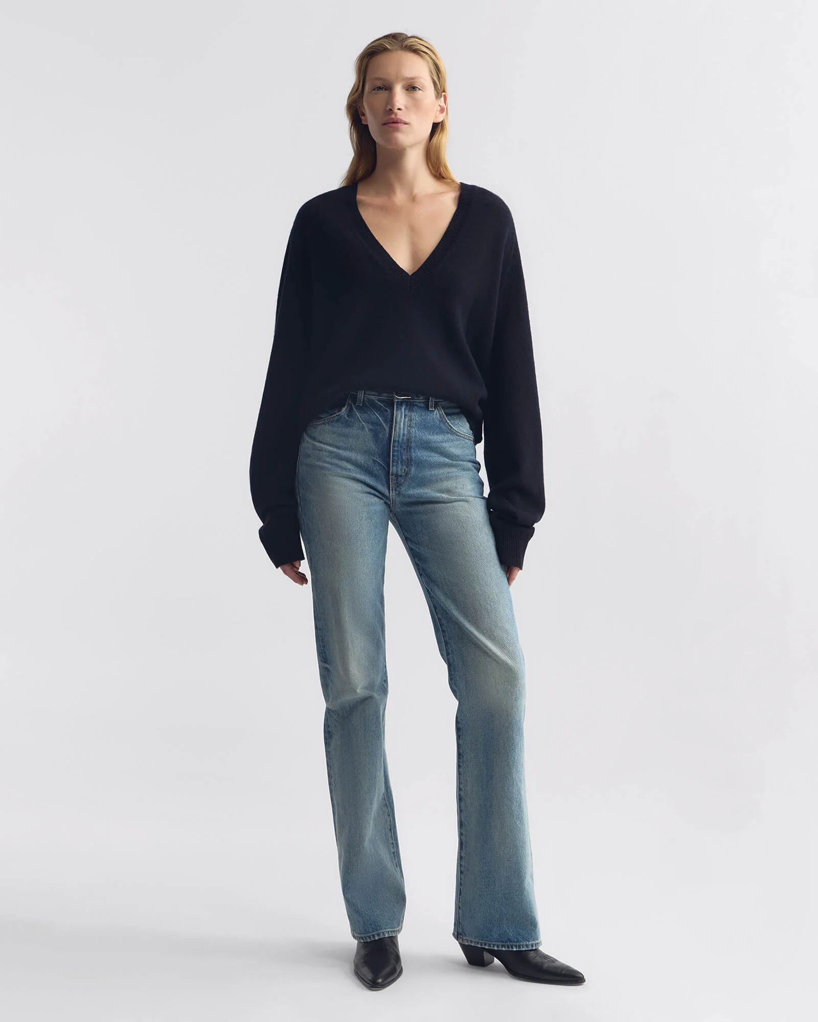 NILI LOTAN Feron Cashmere Sweater in Dark Navy