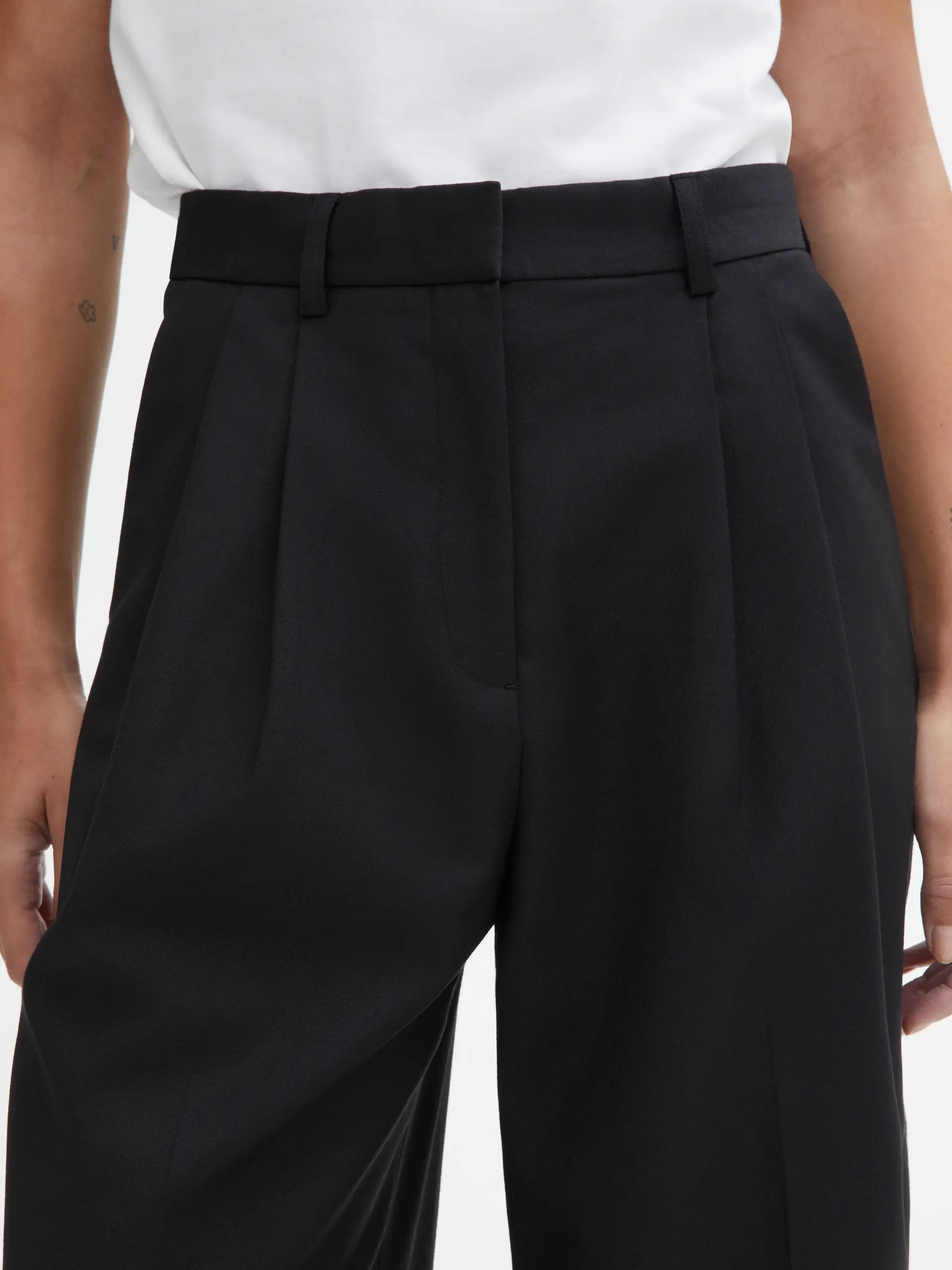 DAGMAR Valentina Wide Suit Pant in Black 36