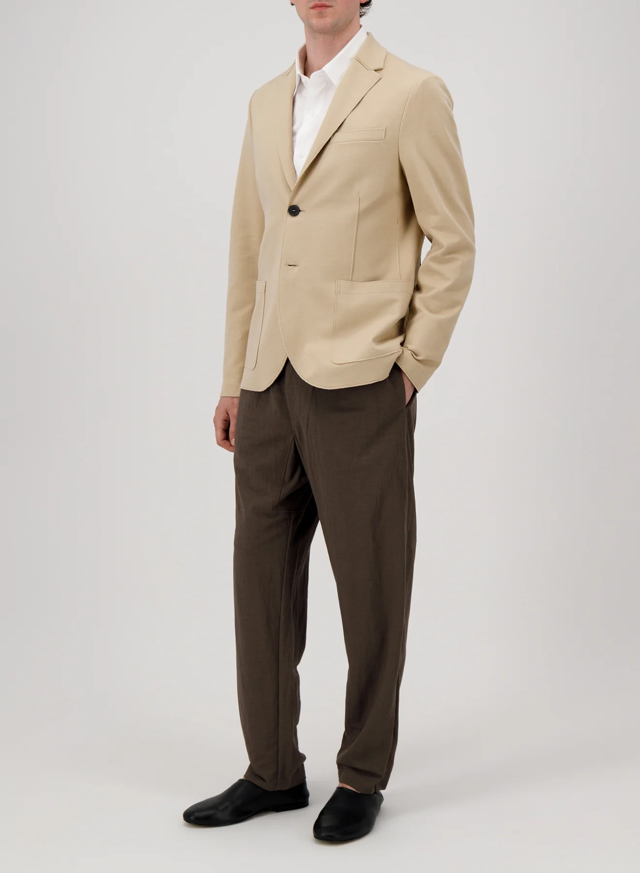 HARRIS WHARF LONDON Stretch Piquet Jacket in Almond