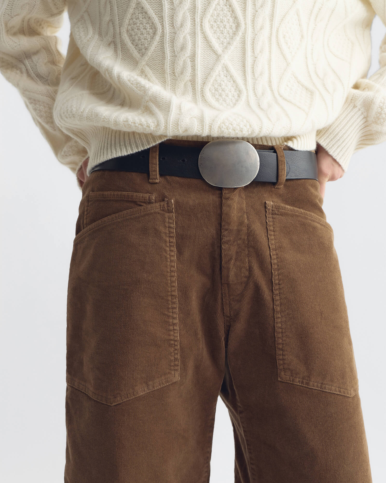 NILI LOTAN Shon Corduroy Pant in Hazelnut