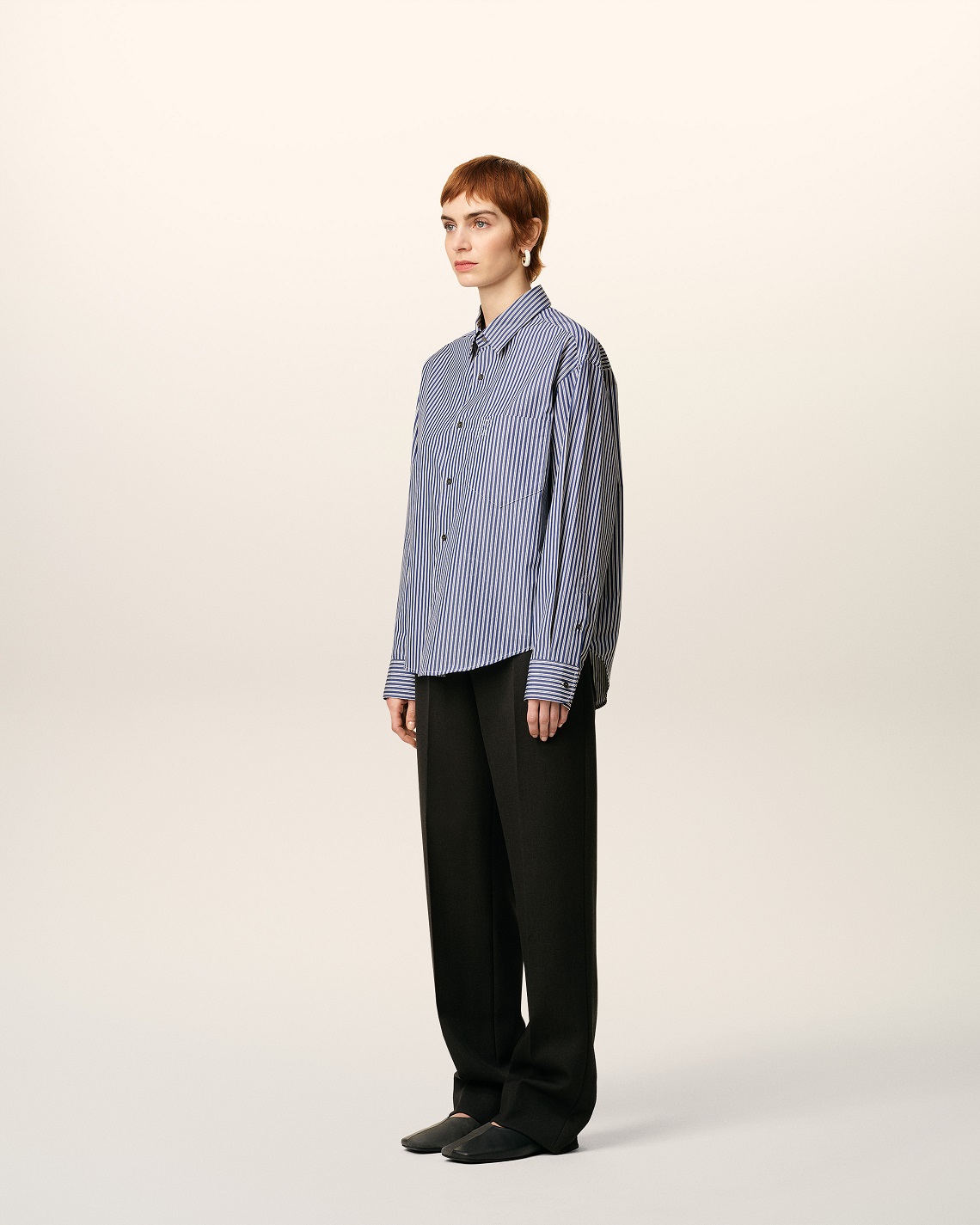 AMI PARIS de Coeur Embossed Boxy Fit Shirt in Royal Blue/White/Black Stripe