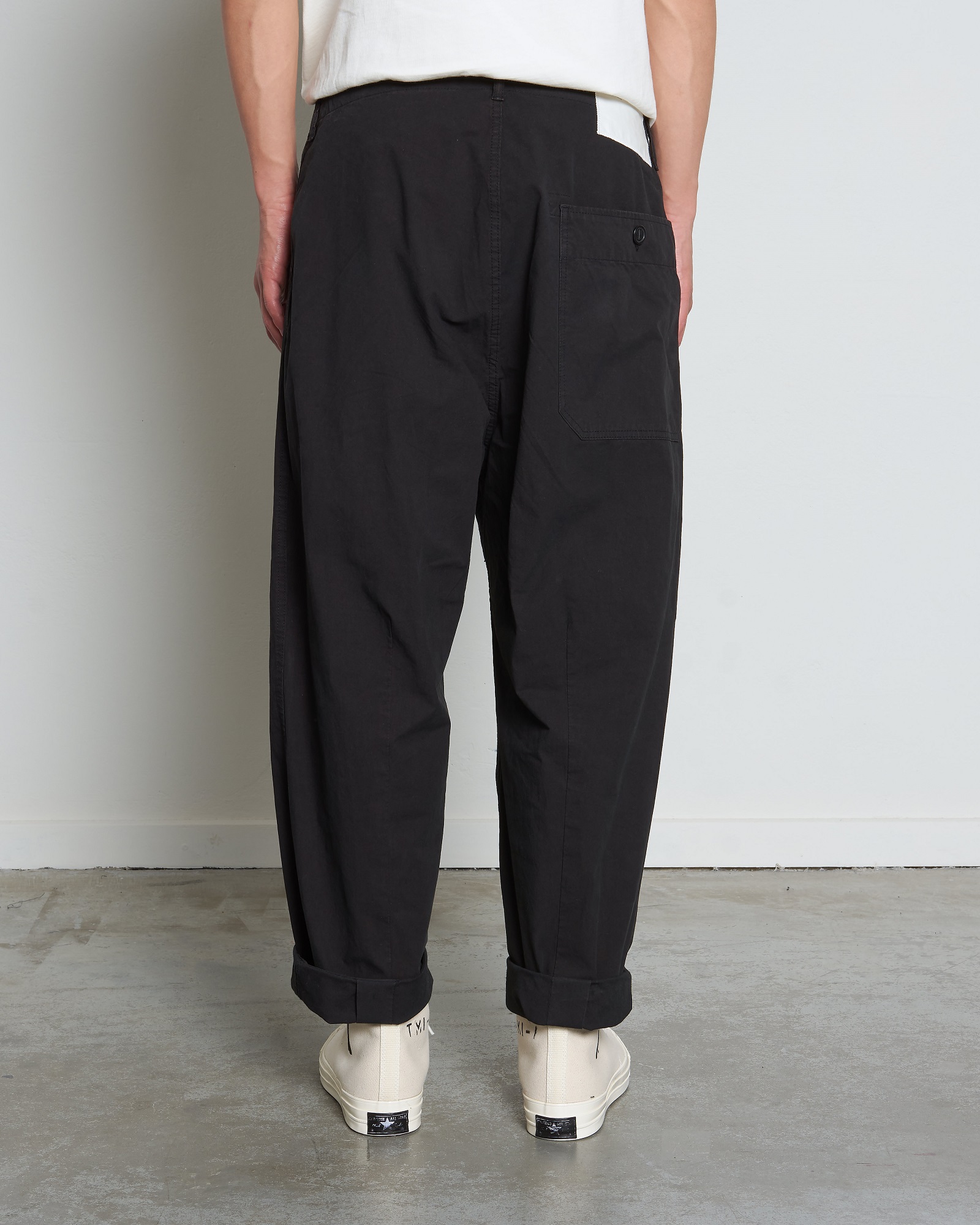 APPLIED ART FORMS Japanese Cargo Pant in Black S