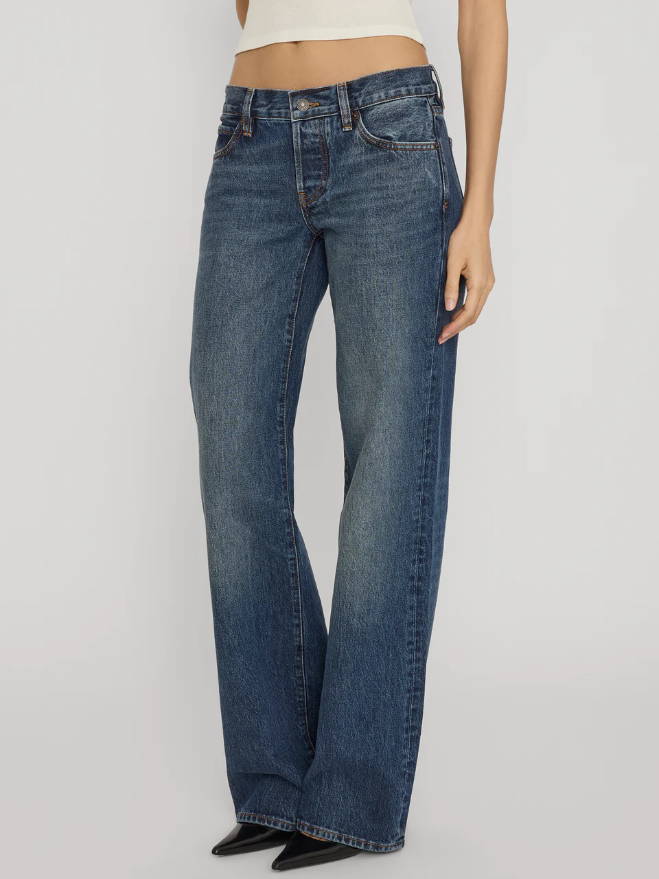 FRAME x AMELIA GRAY Jeans in Tolerate Wash