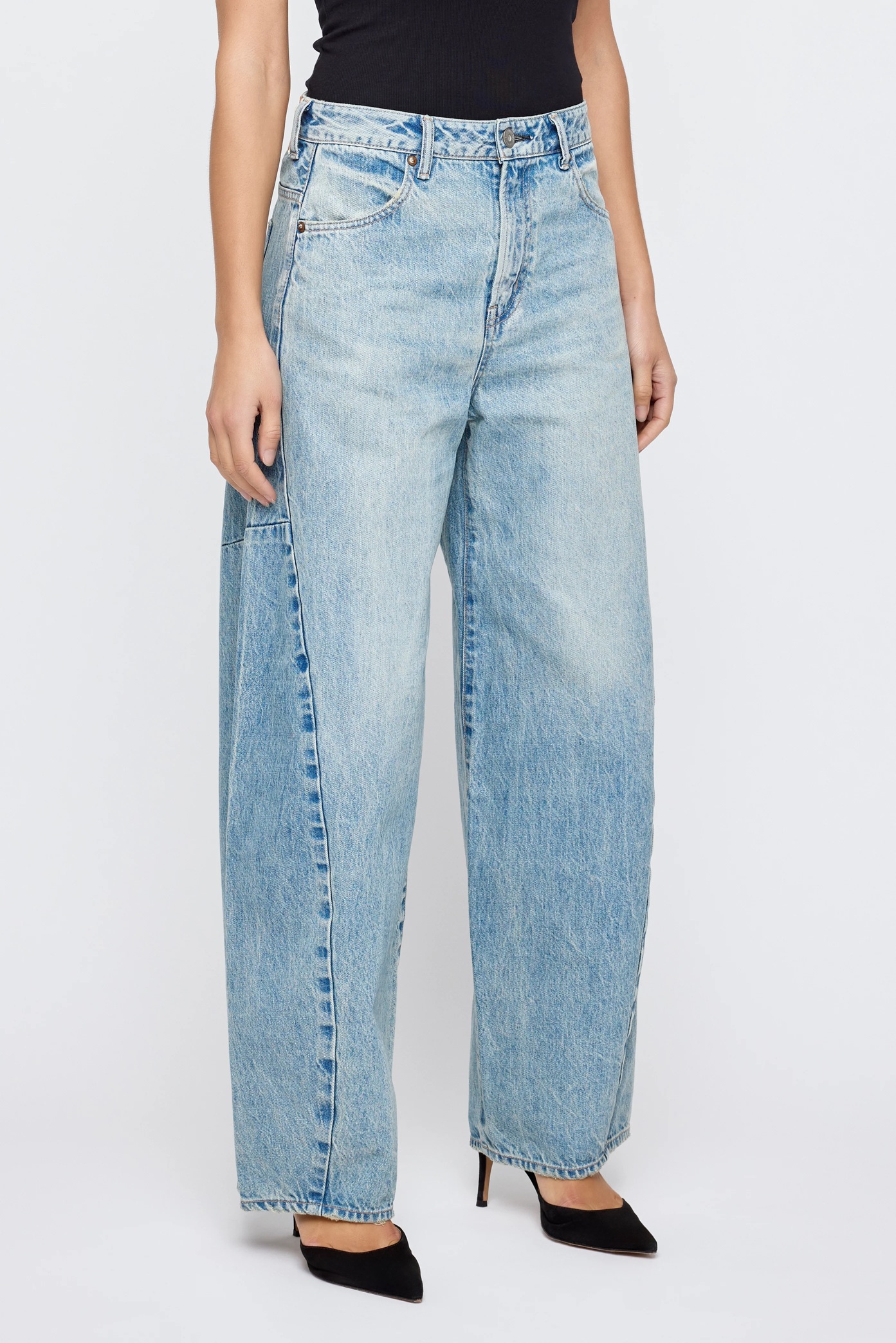 MOUSSY VINTAGE Jeans Barrel Frimley in Light Blue