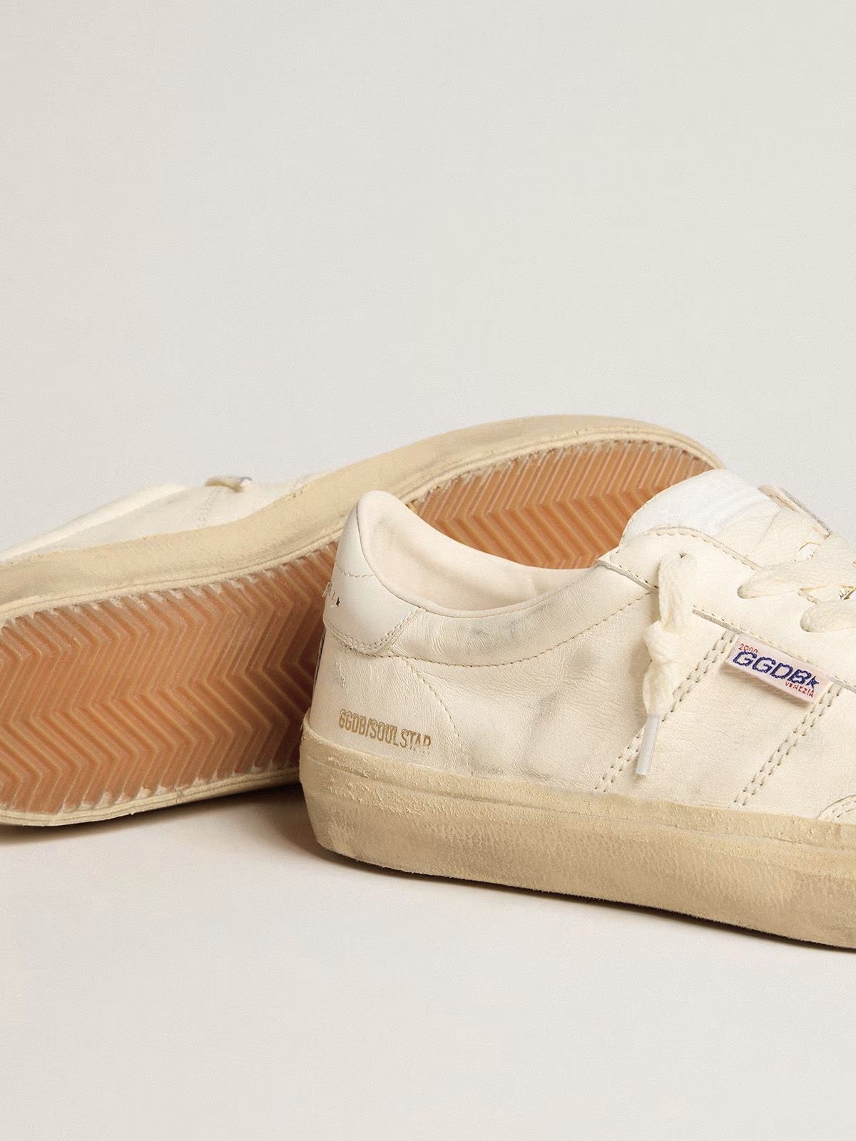 GOLDEN GOOSE Soul-Star in Cream