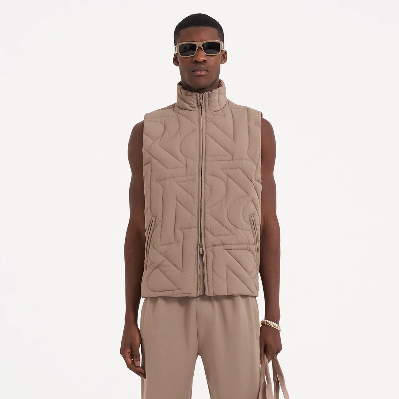 REPRESENT Initial Quilted Gilet in Mushroom XXL