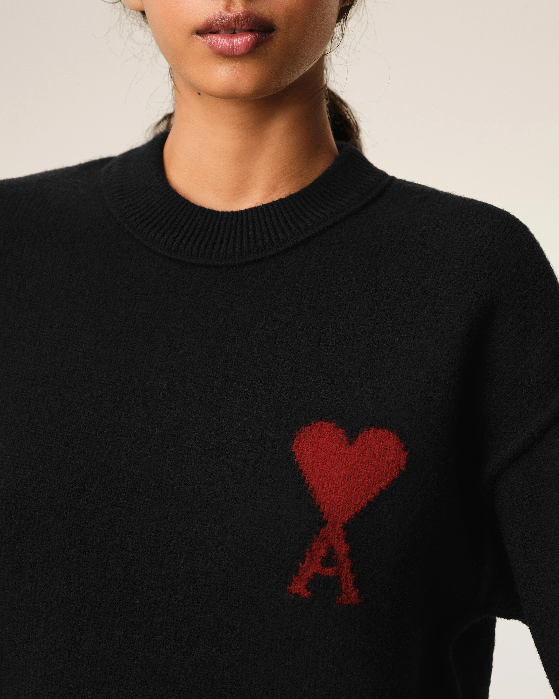 AMI PARIS de Coeur Heavy Knit Sweater in Black / Red