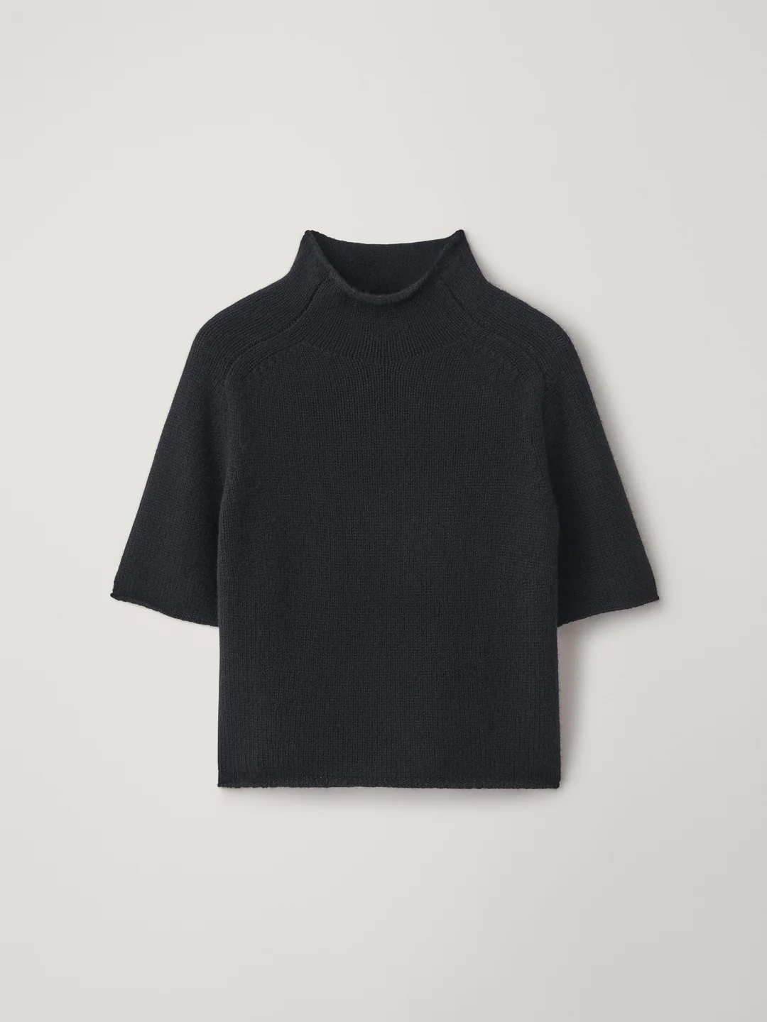 LISA YANG Cashmere Turtle Neck T-Shirt in Black