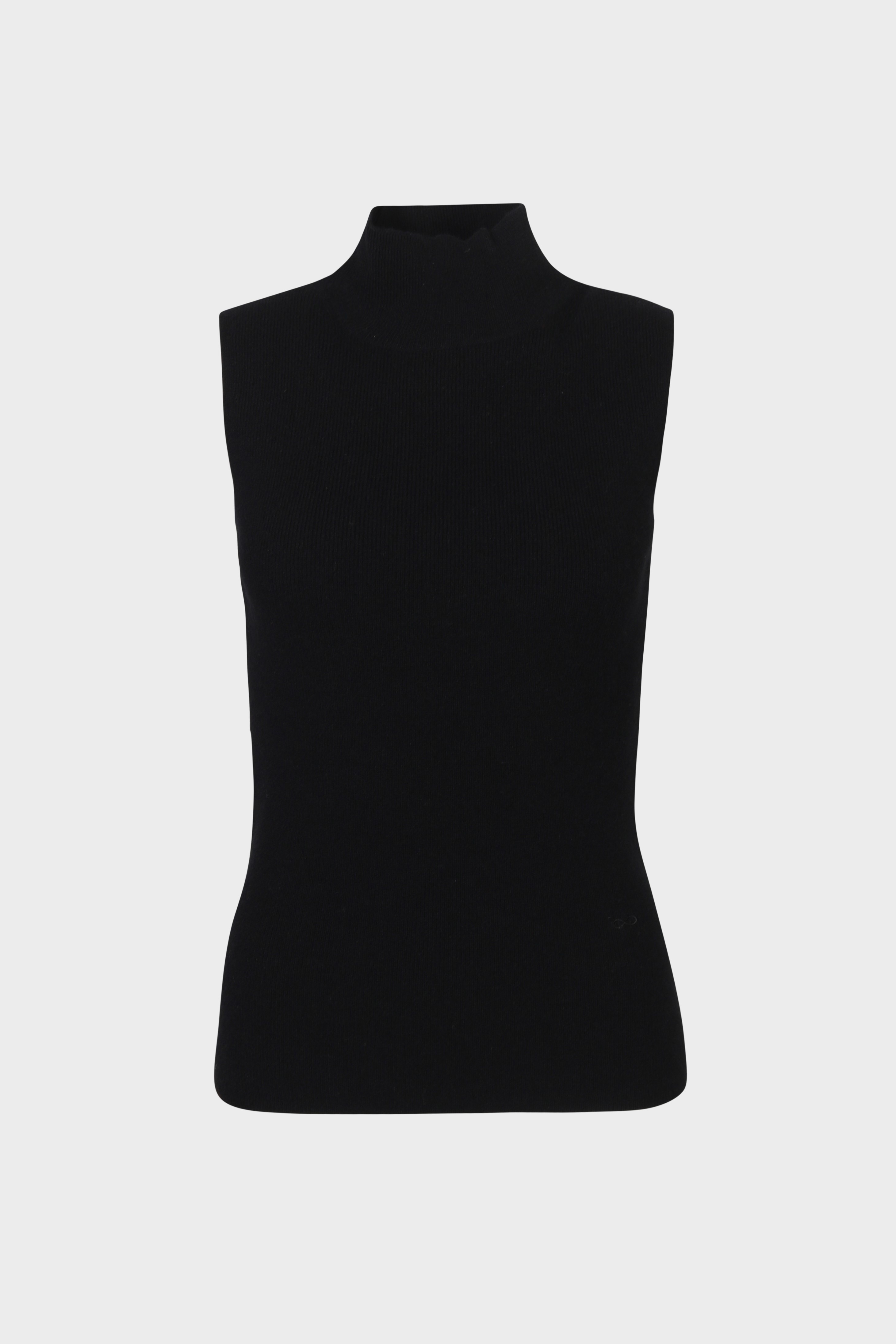 SMINFINITY Sleeveless Knit Turtle Neck in Black SMINFINITY Sleeveless Knit Turtle Neck in Black